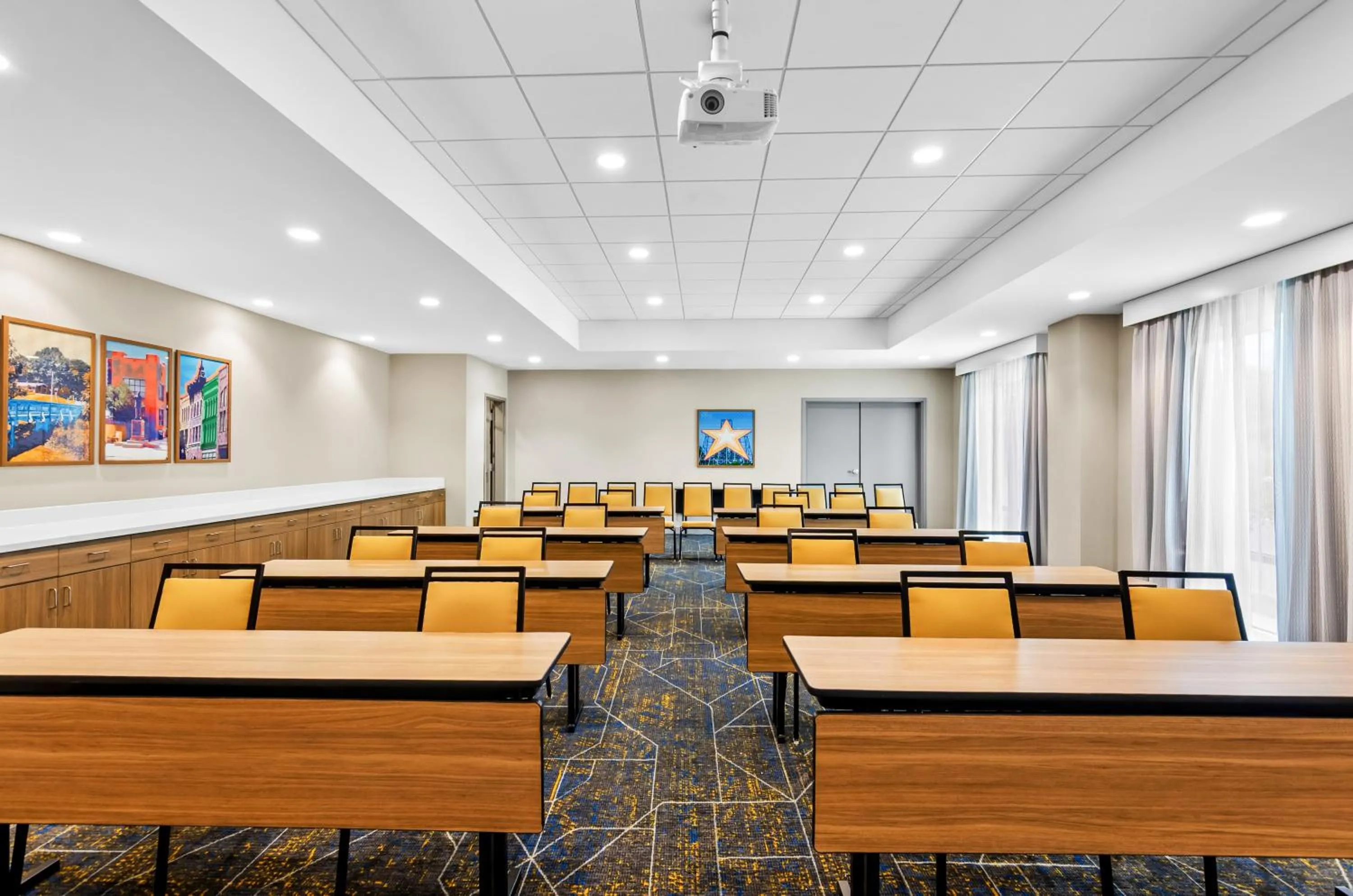 Meeting/conference room in Hampton Inn Daleville