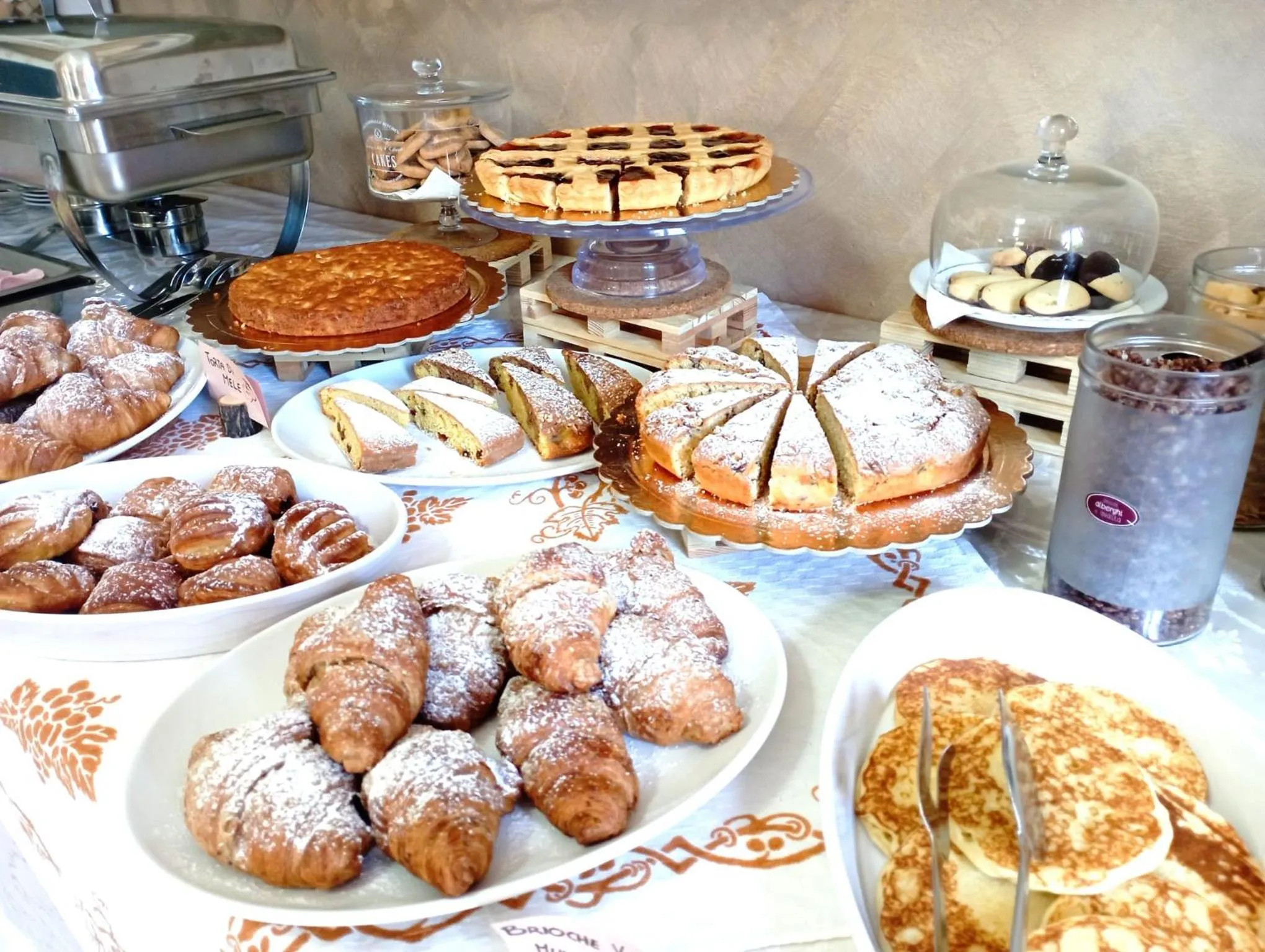 Food and drinks in Villa Gioiosa Beach & Water Park B&B