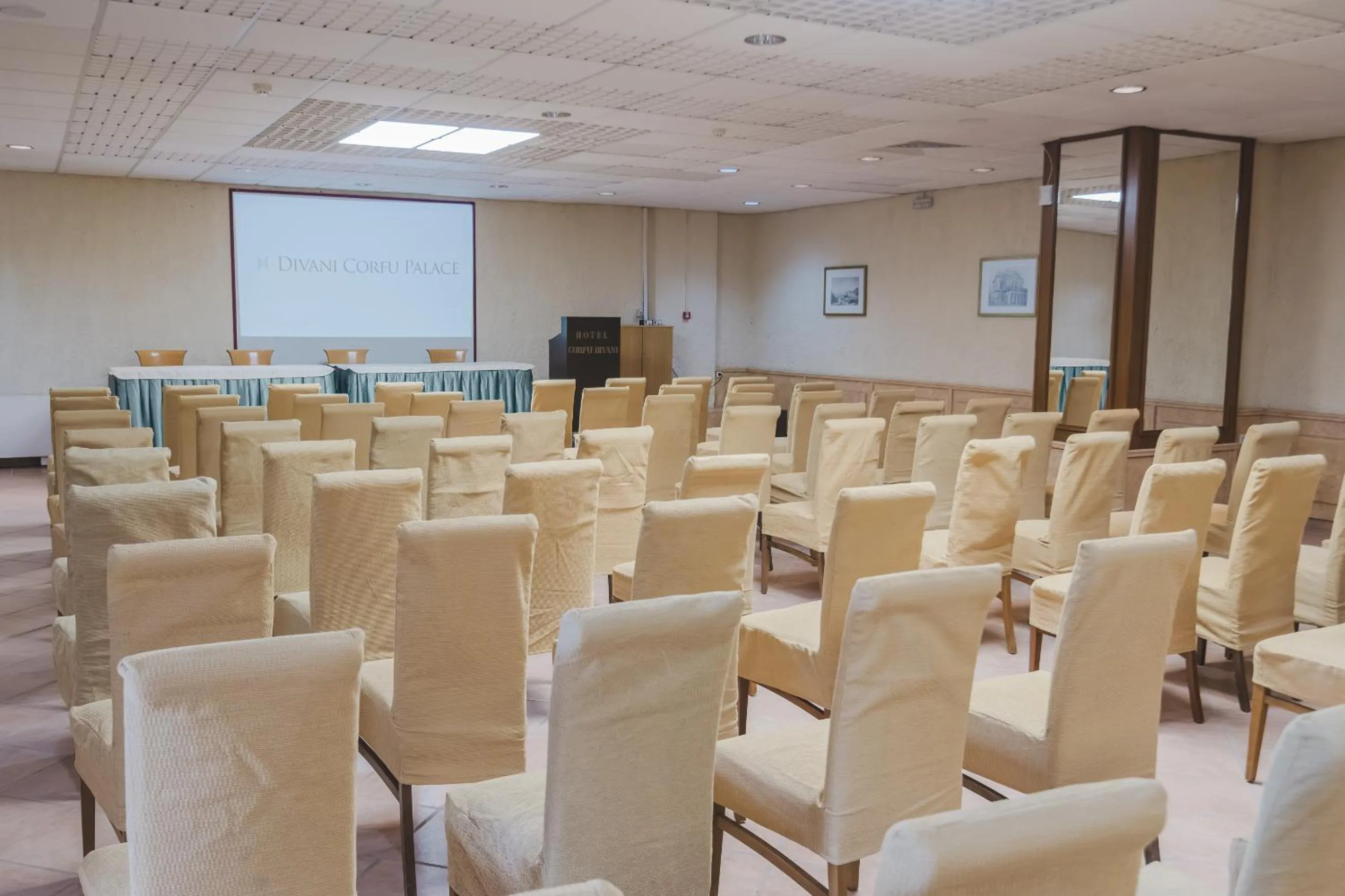 Meeting/conference room in Divani Corfu Palace