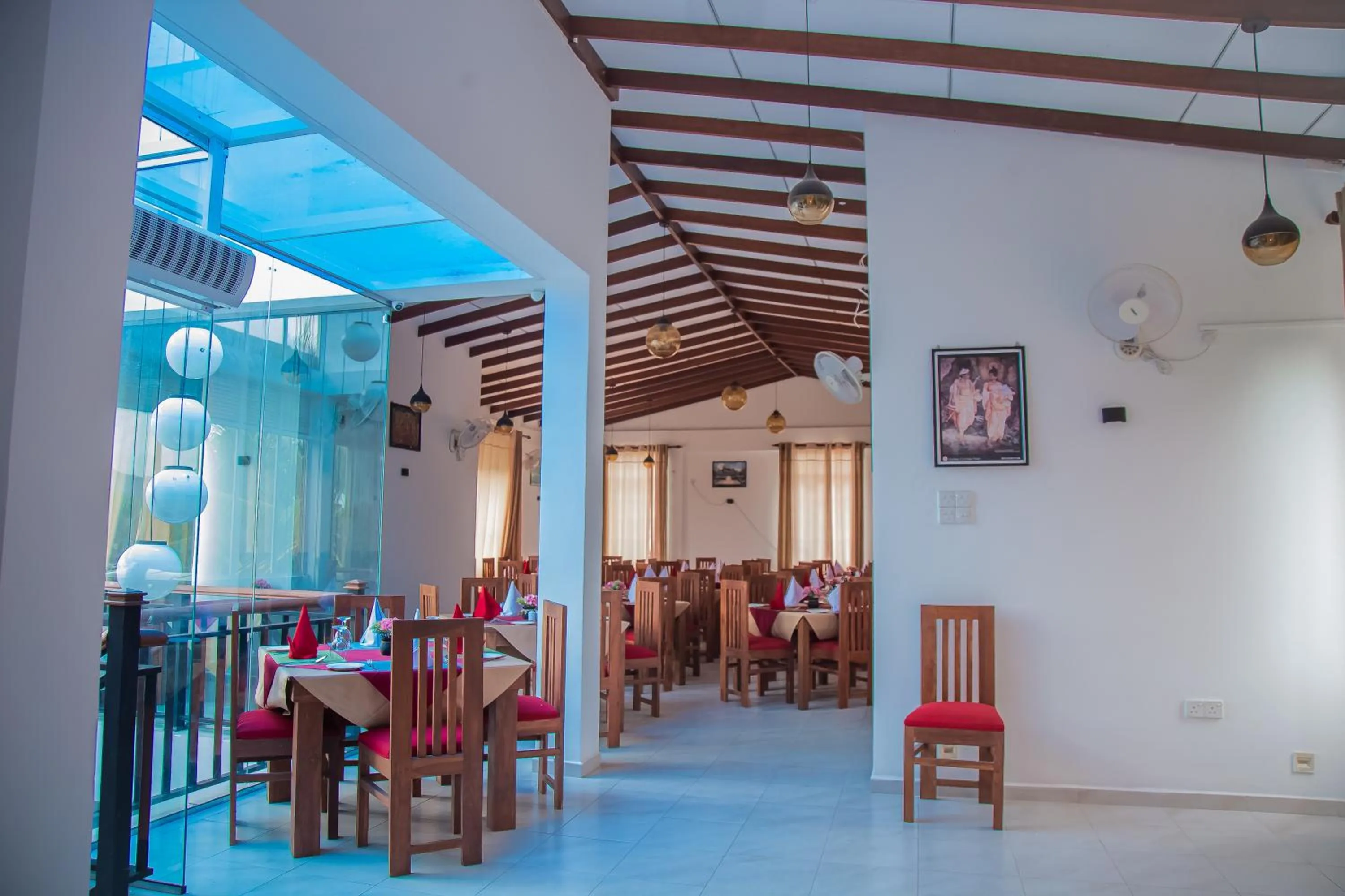 Restaurant/places to eat in Hotel Silver Horse Dambulla