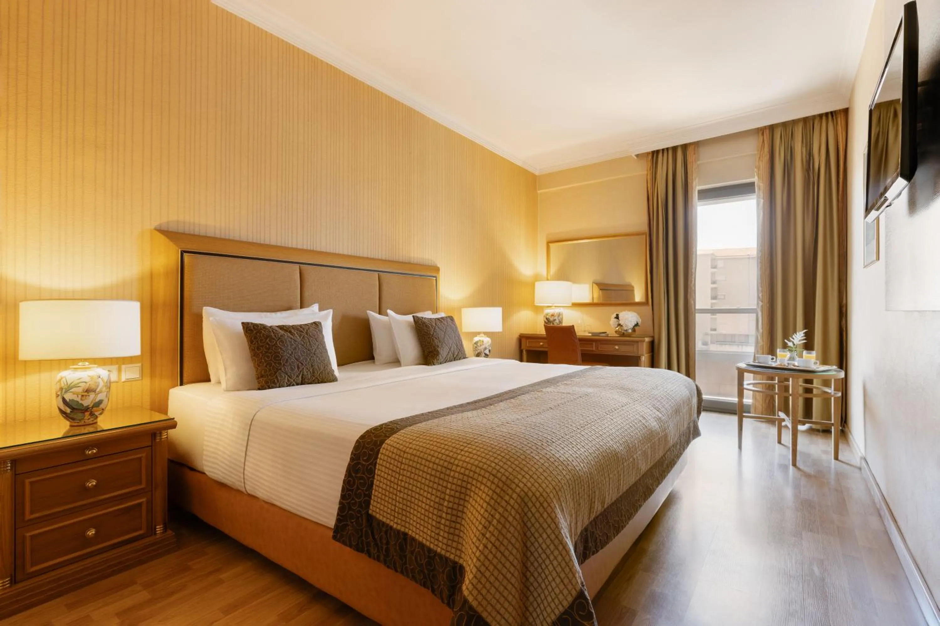 Bedroom, Bed in Divani Palace Larissa