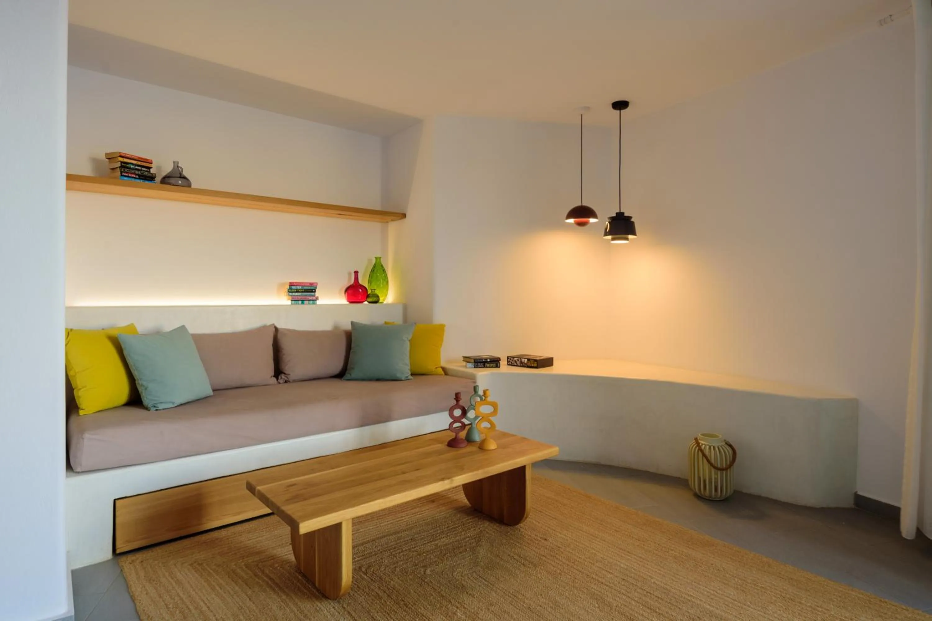 Day in Neptune Luxury Suites