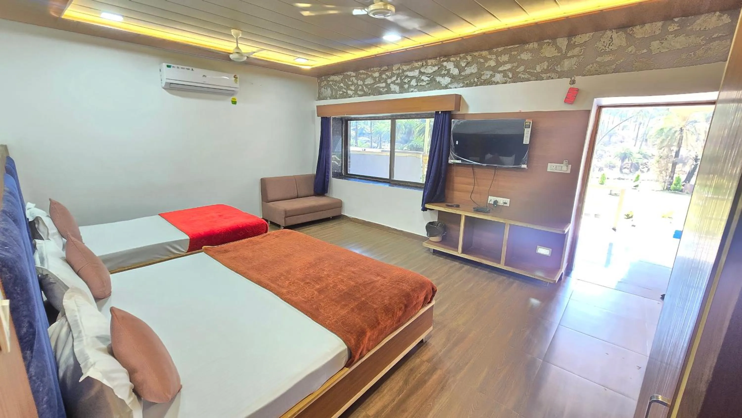 Bed in Farm Stay Mount Abu