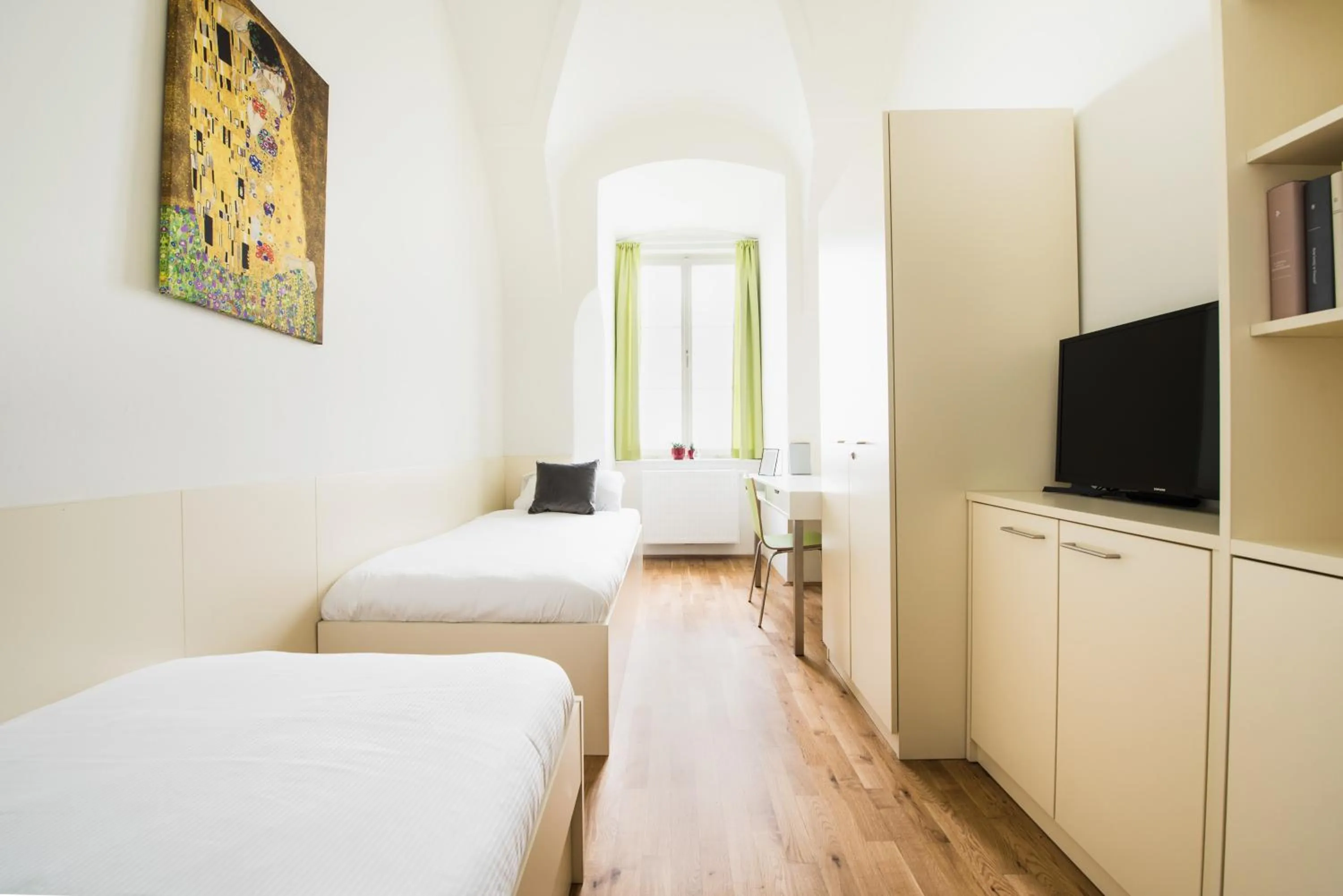 Bed in myNext - Johannesgasse Apartments