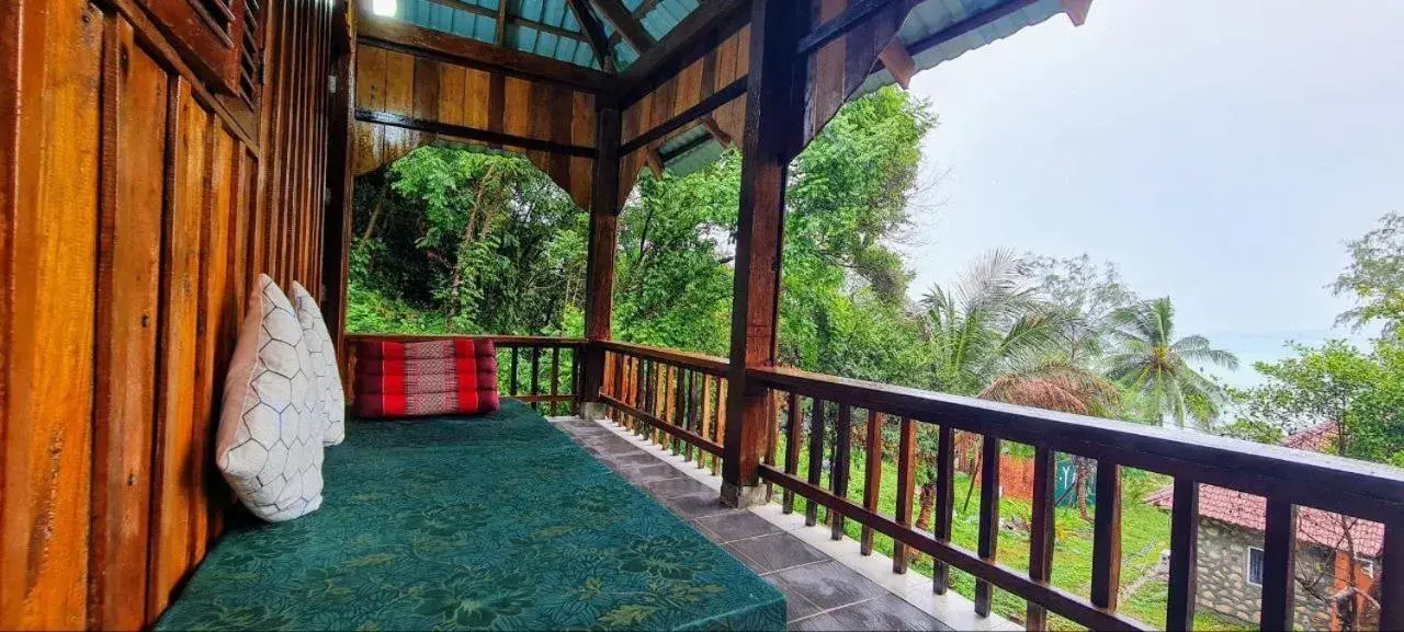 Family Room with Balcony in Europe Enchanted Bungalow Koh Rong Family Room with Balcony in Europe Enchanted Bungalow Koh Rong