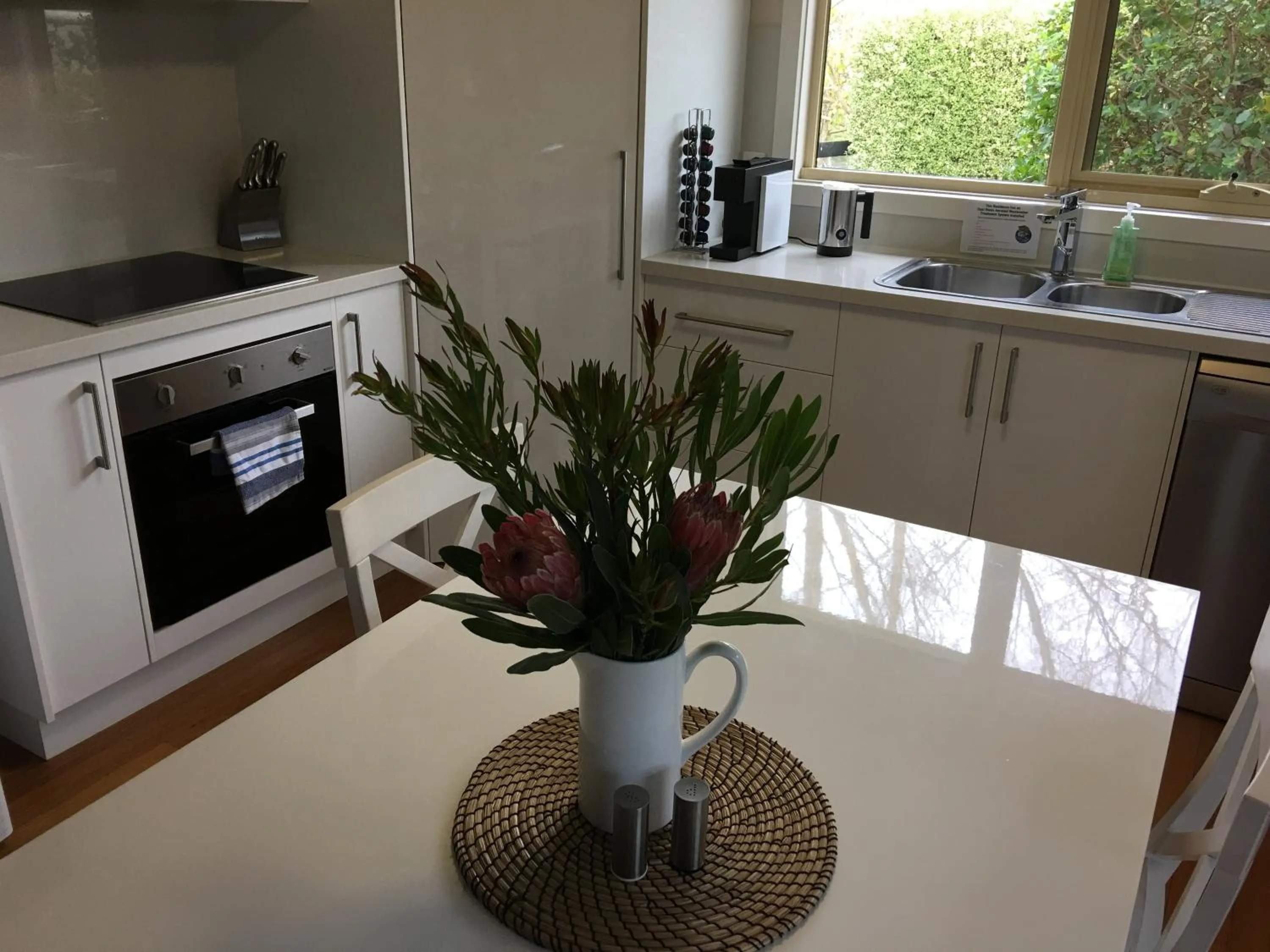 Kitchen or kitchenette in Emerald Ridge
