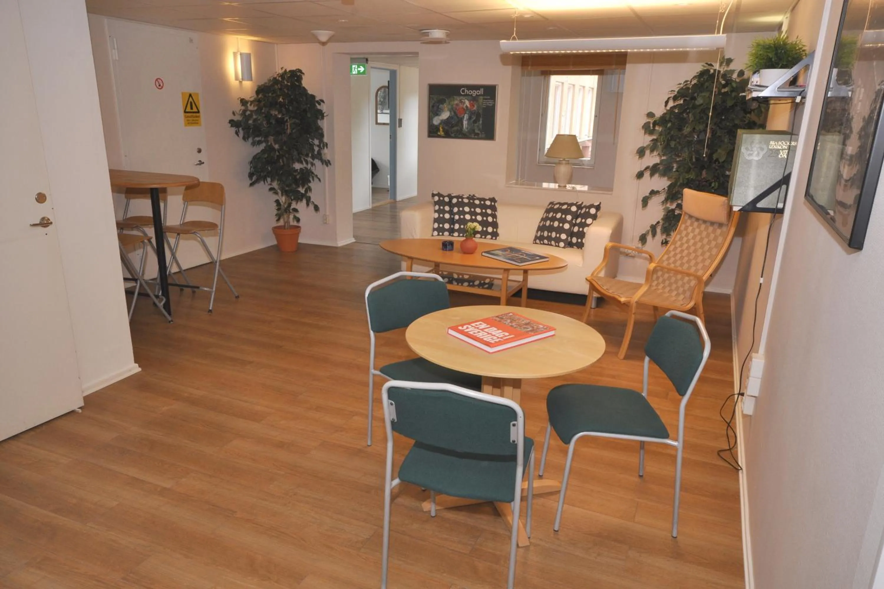 Dining area in Brandbergens Vandrarhem