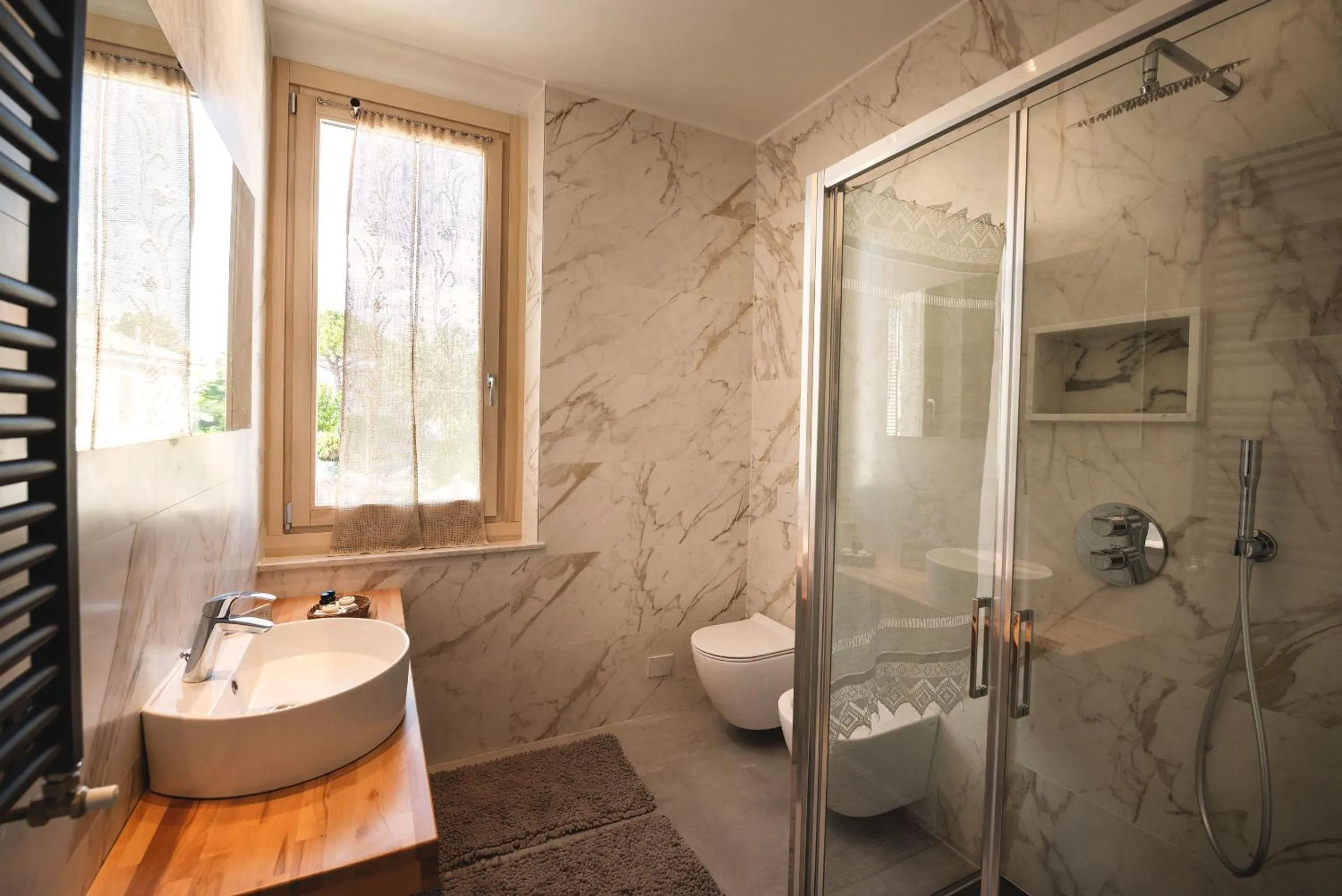 Shower in Villa Liberty B&B