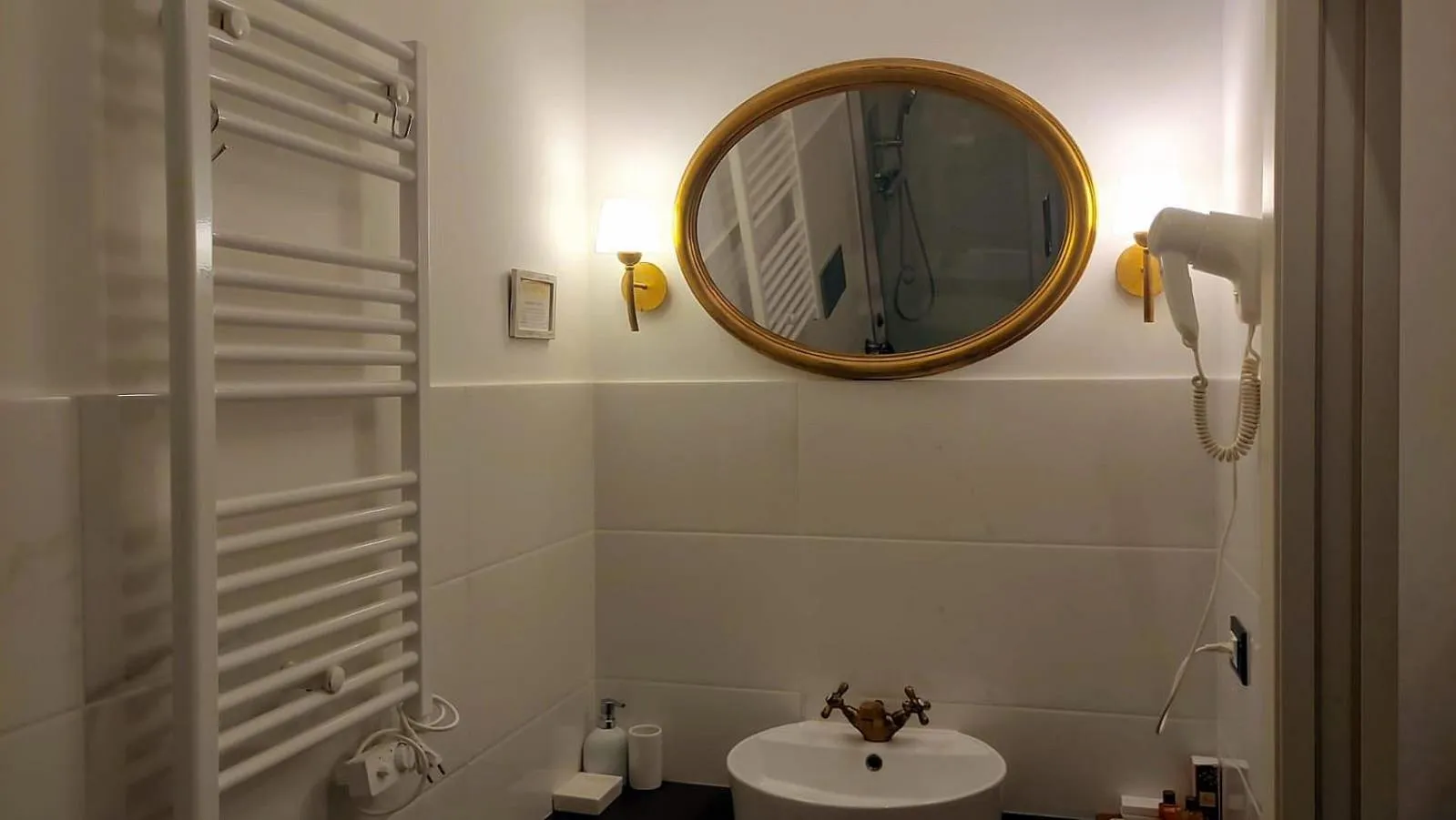 Bathroom in Villa Liberty B&B