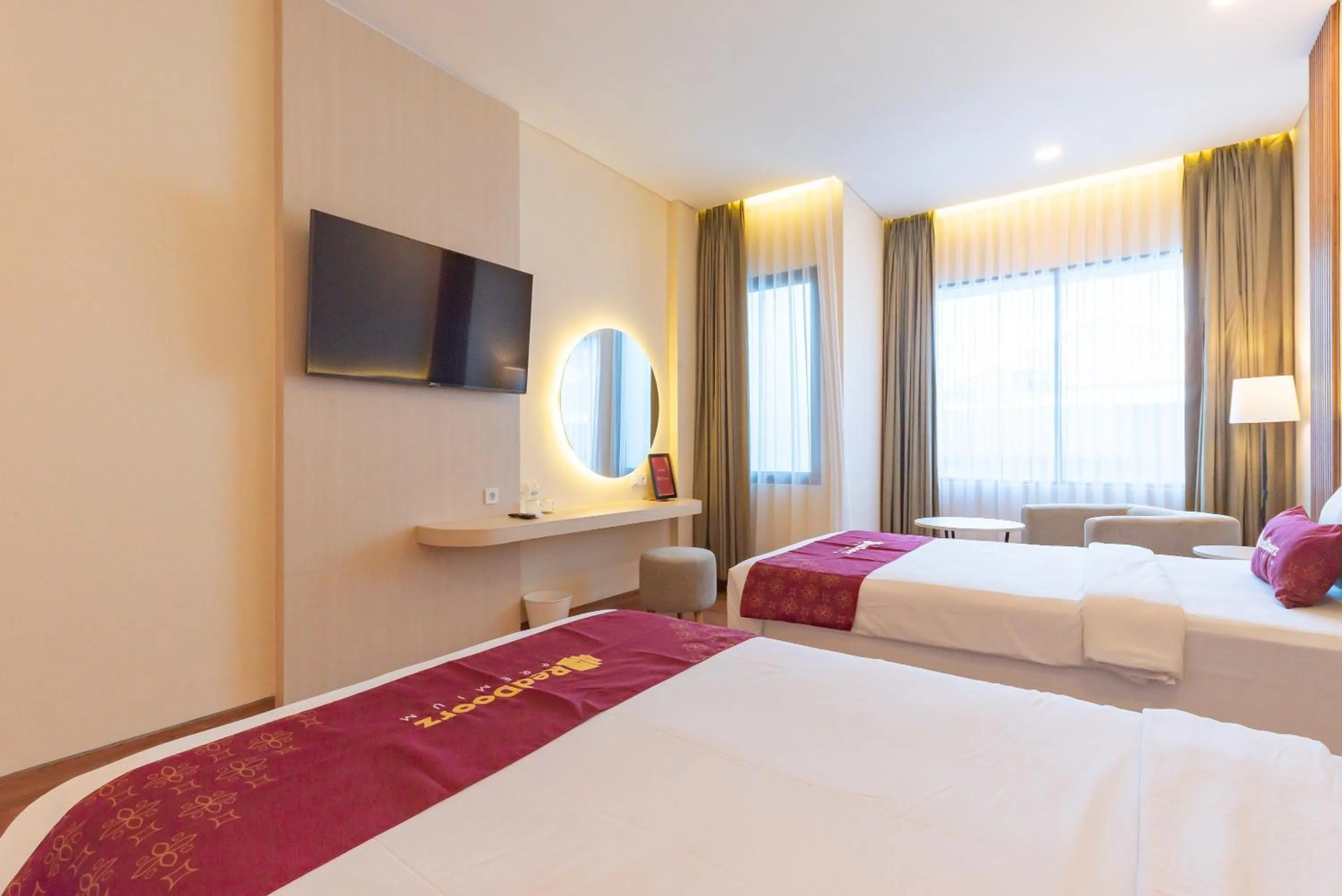 Bedroom, Bed in RedDoorz Premium near Paris Van Java Mall