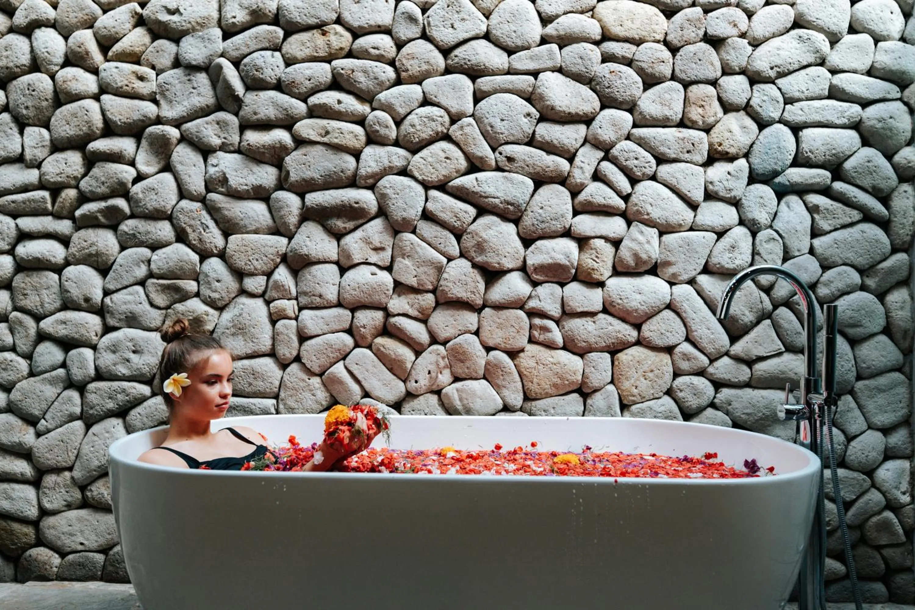 Bath in Adiwana Unagi Riverfront