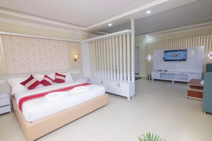 Bed in Hotel Yatra Sauraha Pvt Ltd