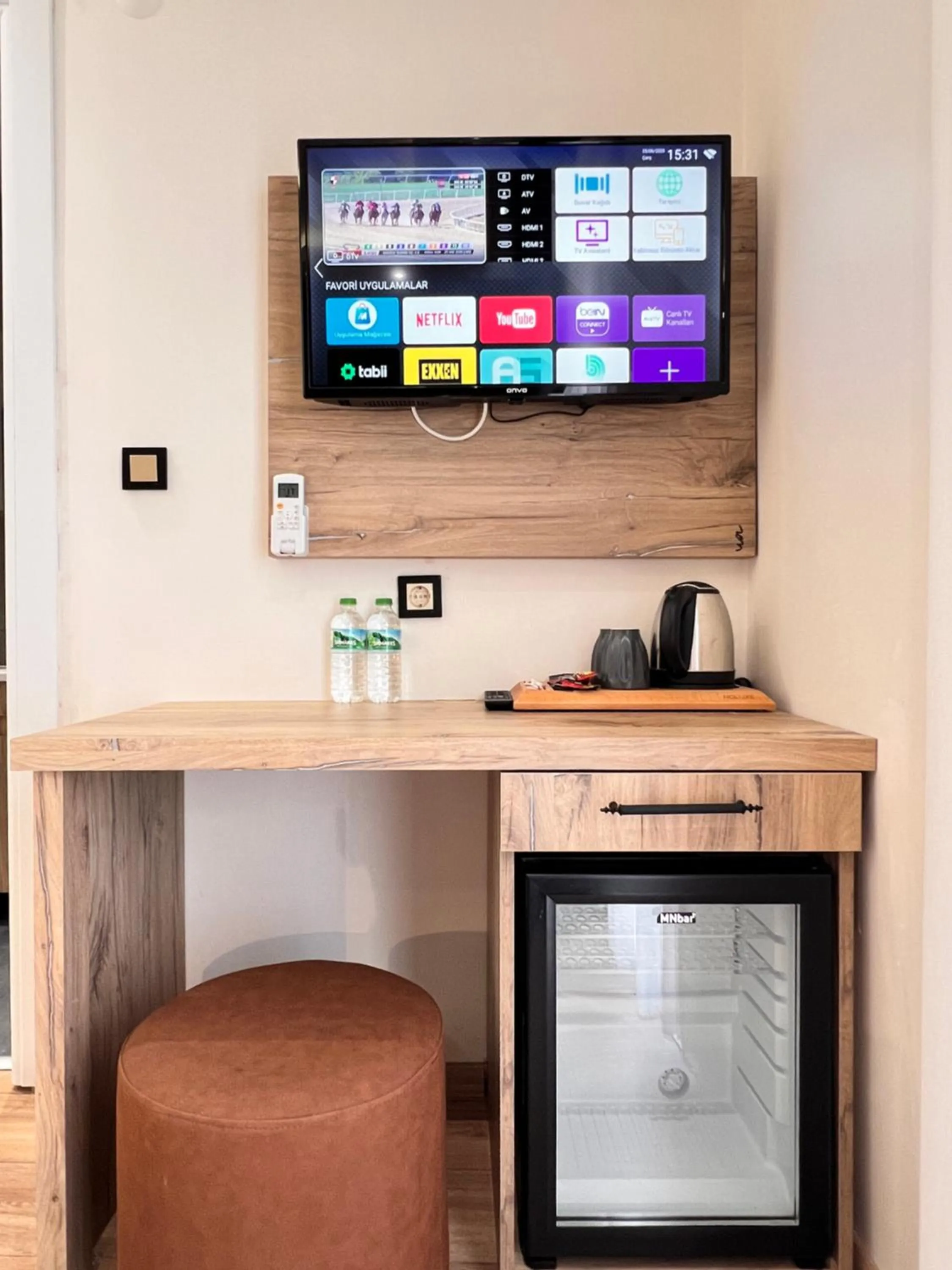 TV and multimedia in The Bail Hotel