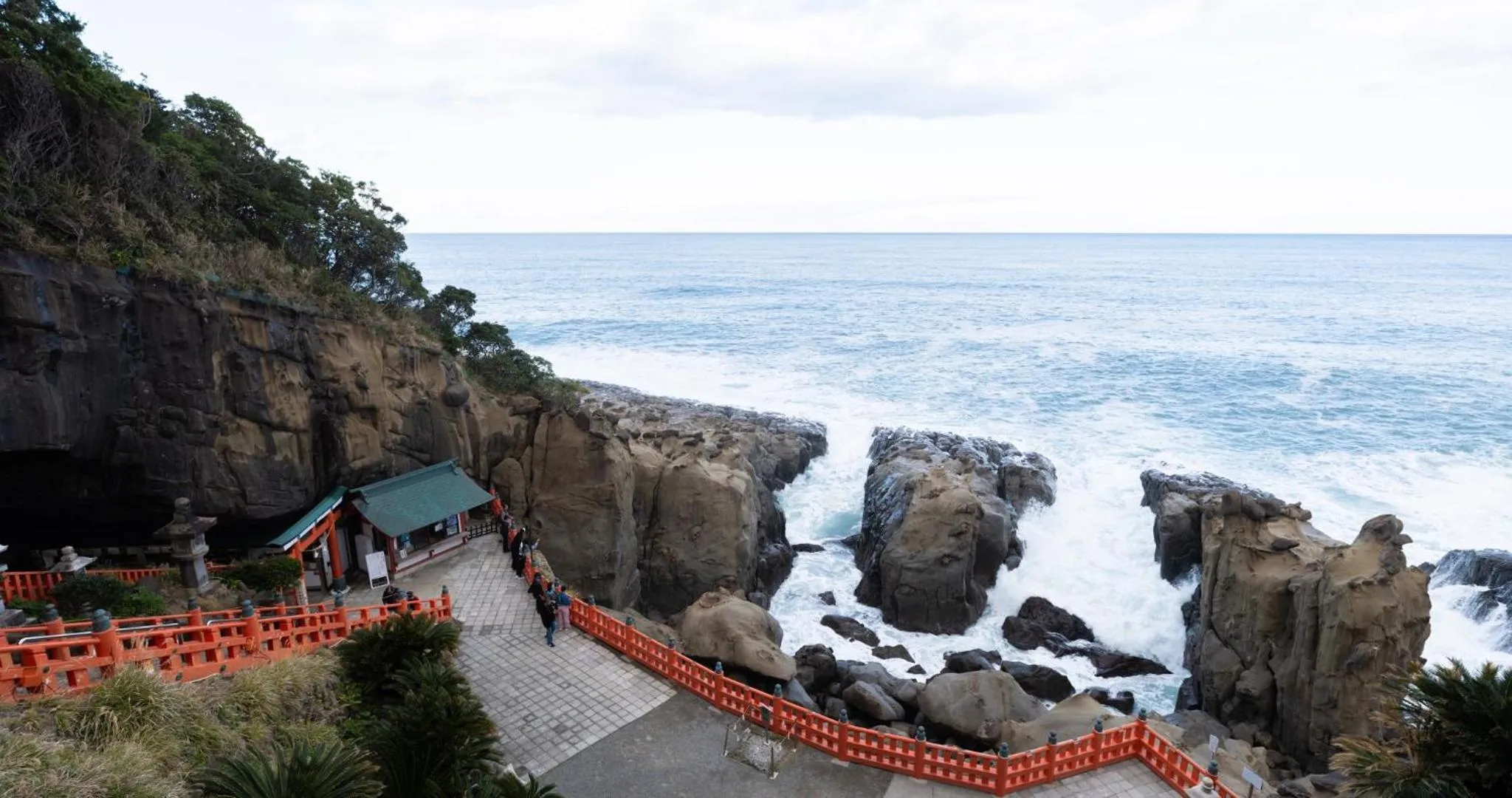 Nearby landmark in Hotel SEASONS NICHINAN