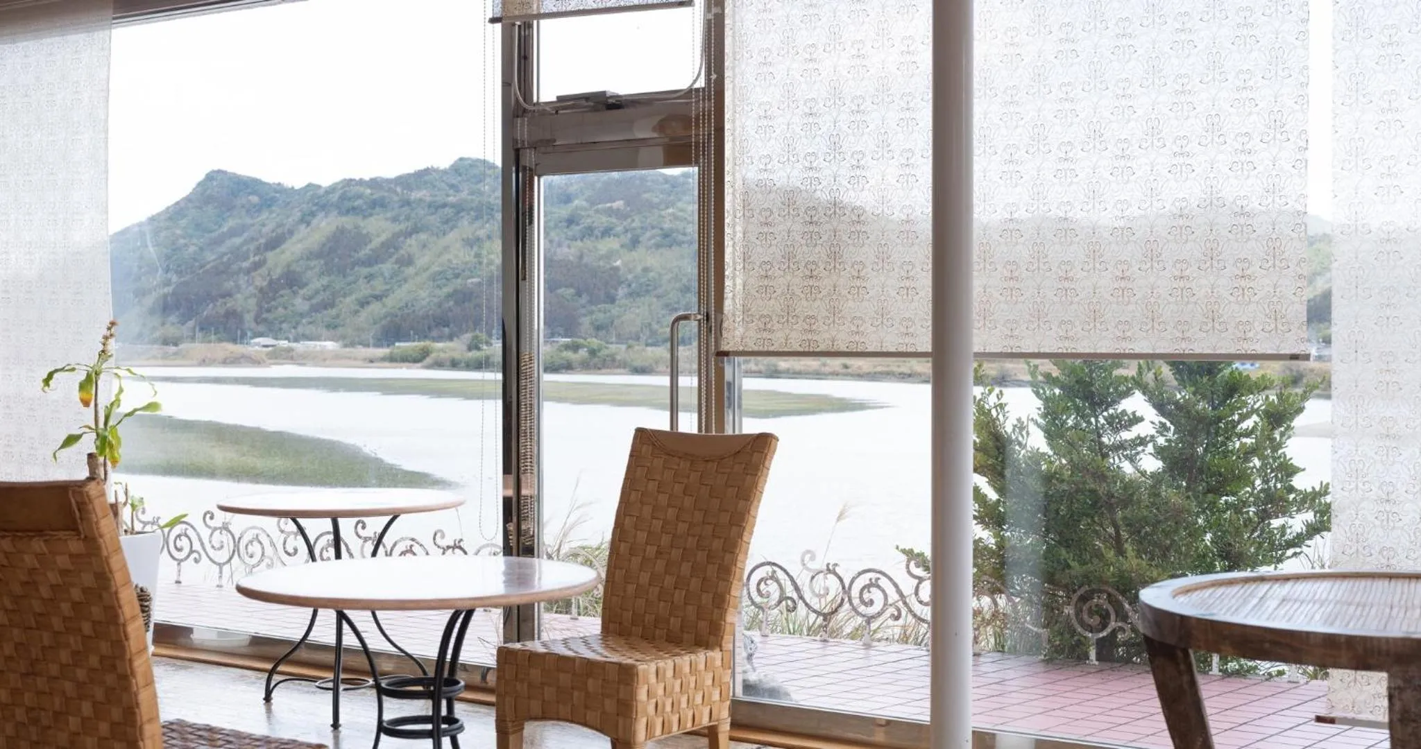 Area and facilities in Hotel SEASONS NICHINAN