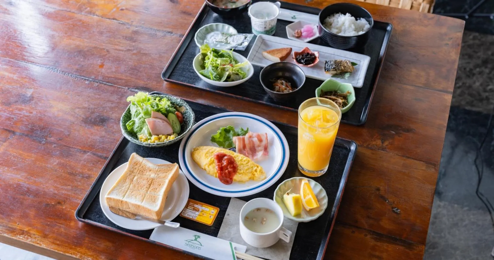 Breakfast in Hotel SEASONS NICHINAN