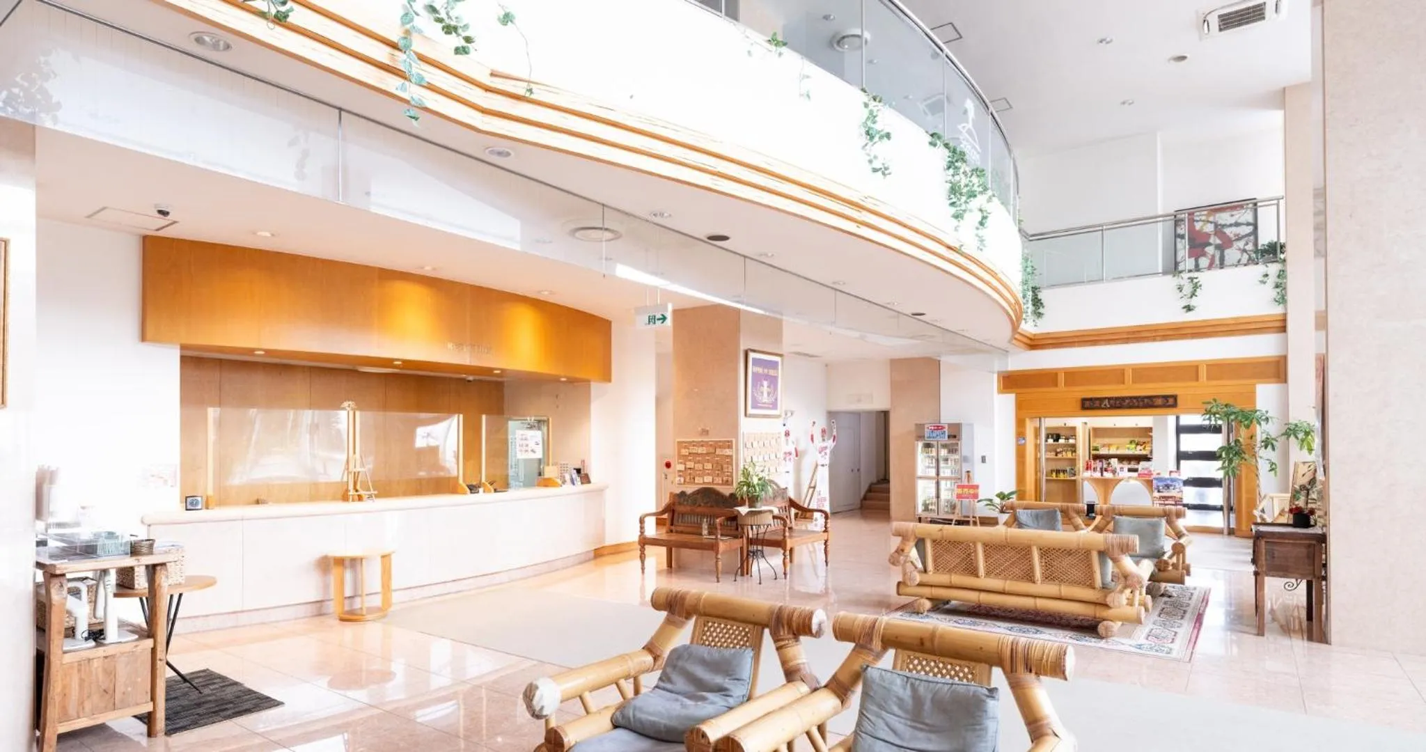 Lobby or reception in Hotel SEASONS NICHINAN