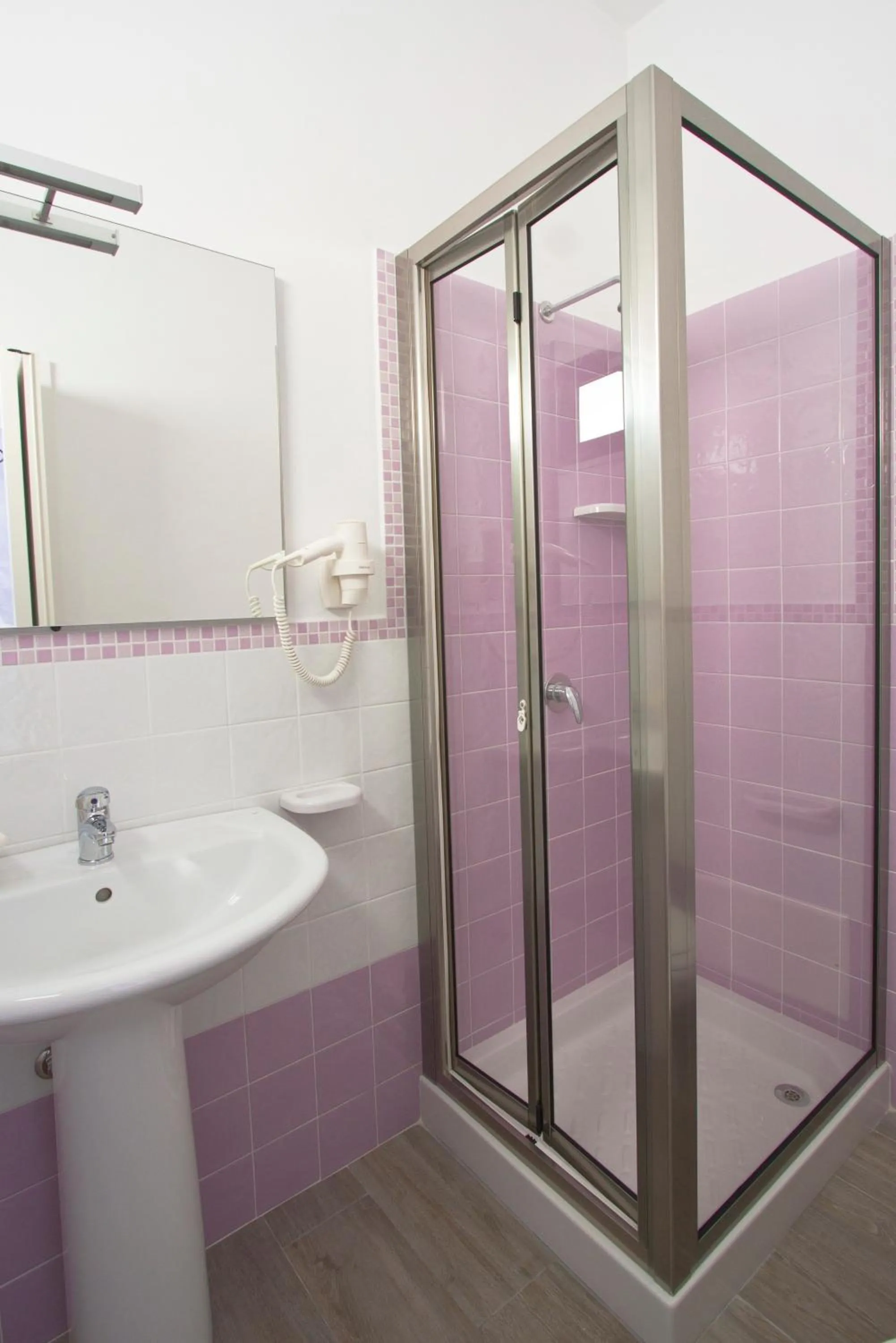 Bathroom in Venustas