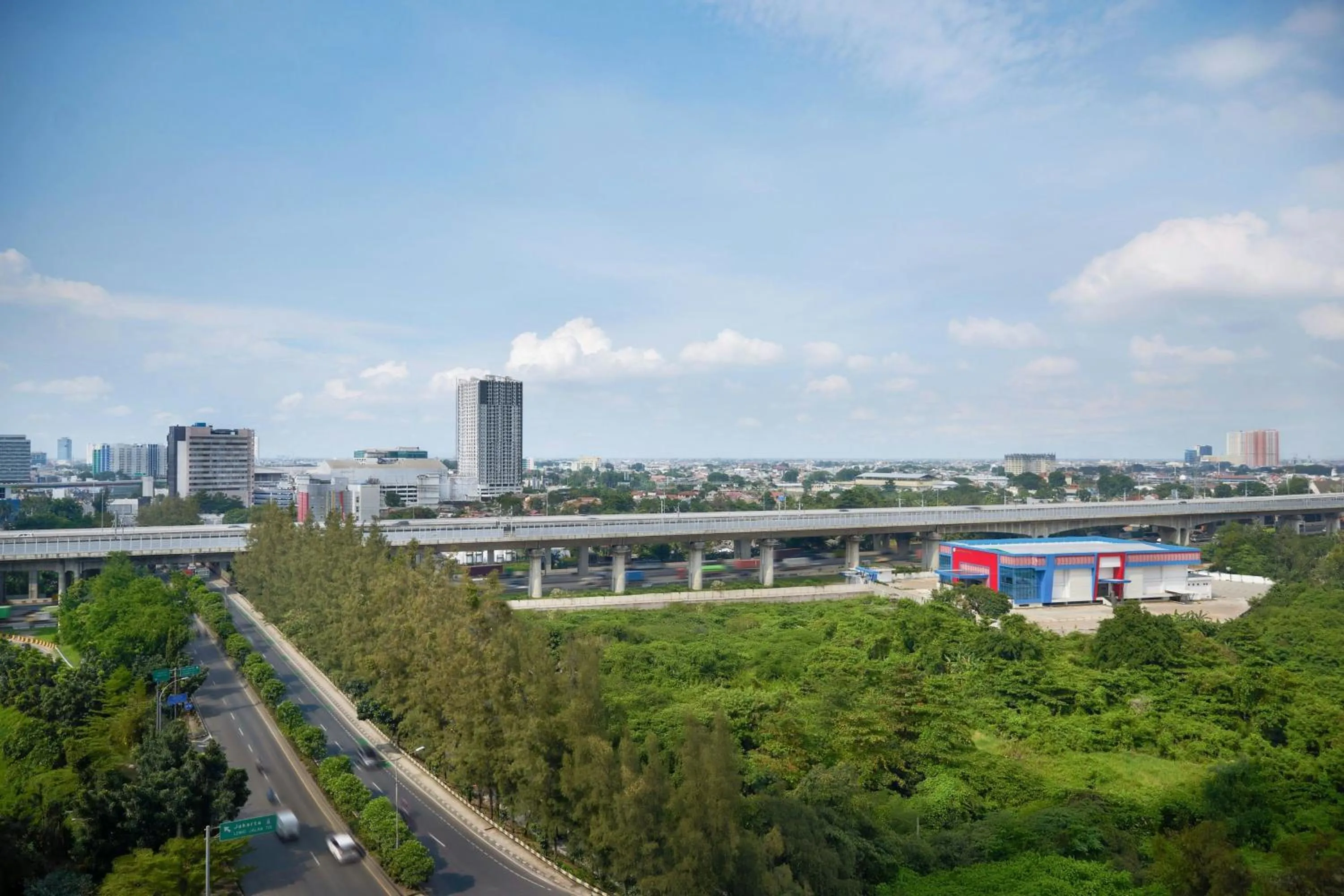 Photo of the whole room in Fairfield by Marriott Bekasi