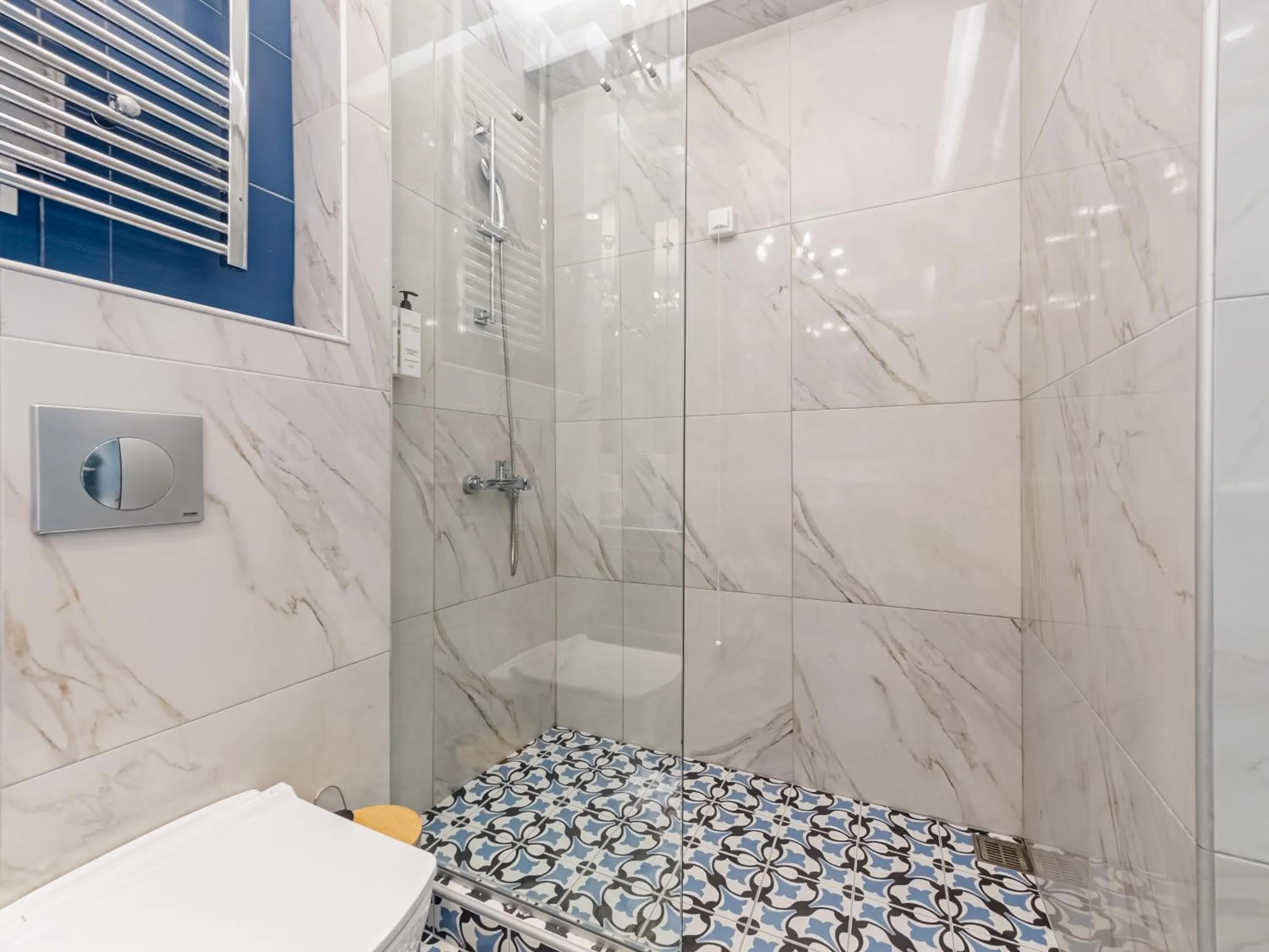 Shower in Alpha Luxury Suites