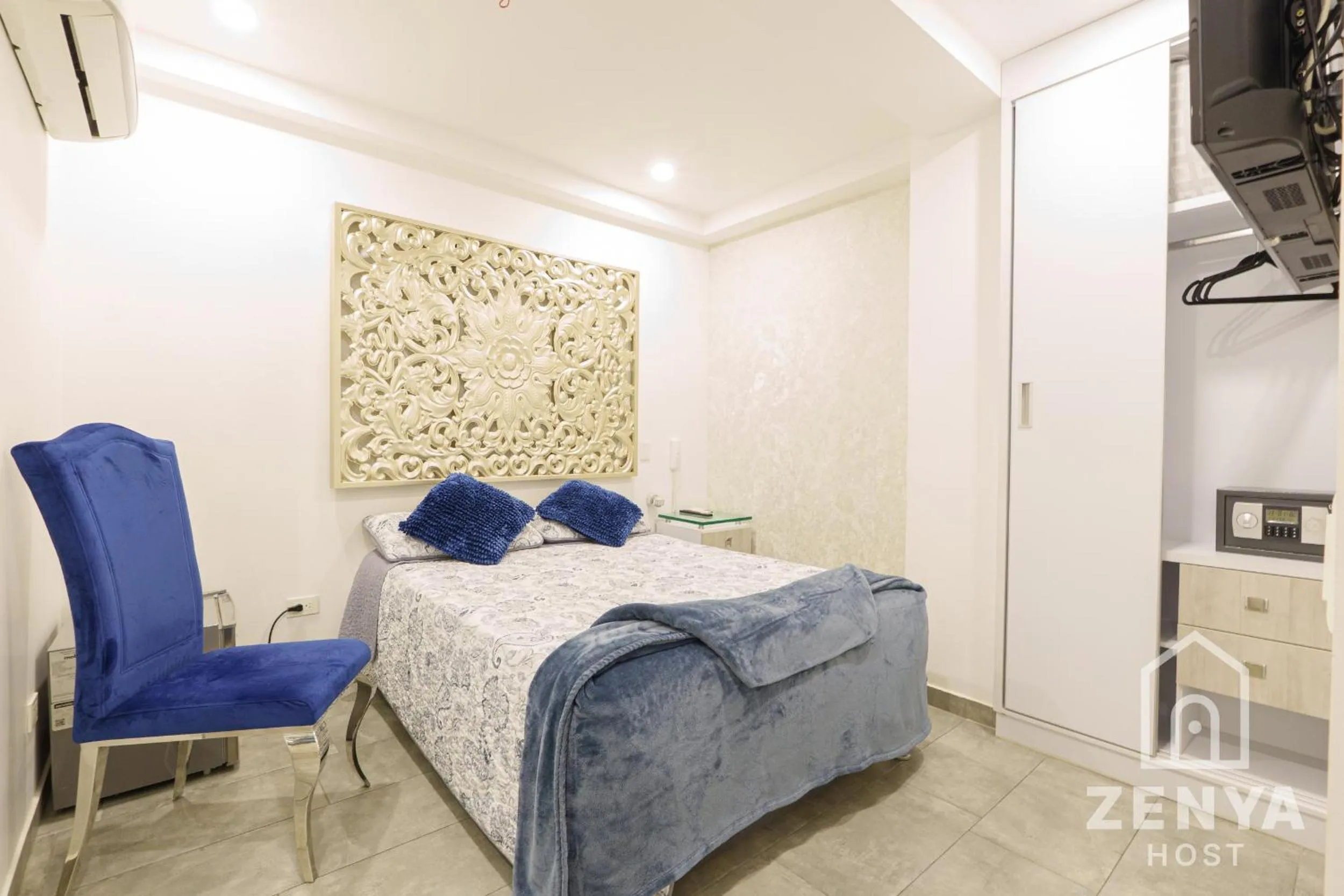 Bed in Recovery house by Zenya Host