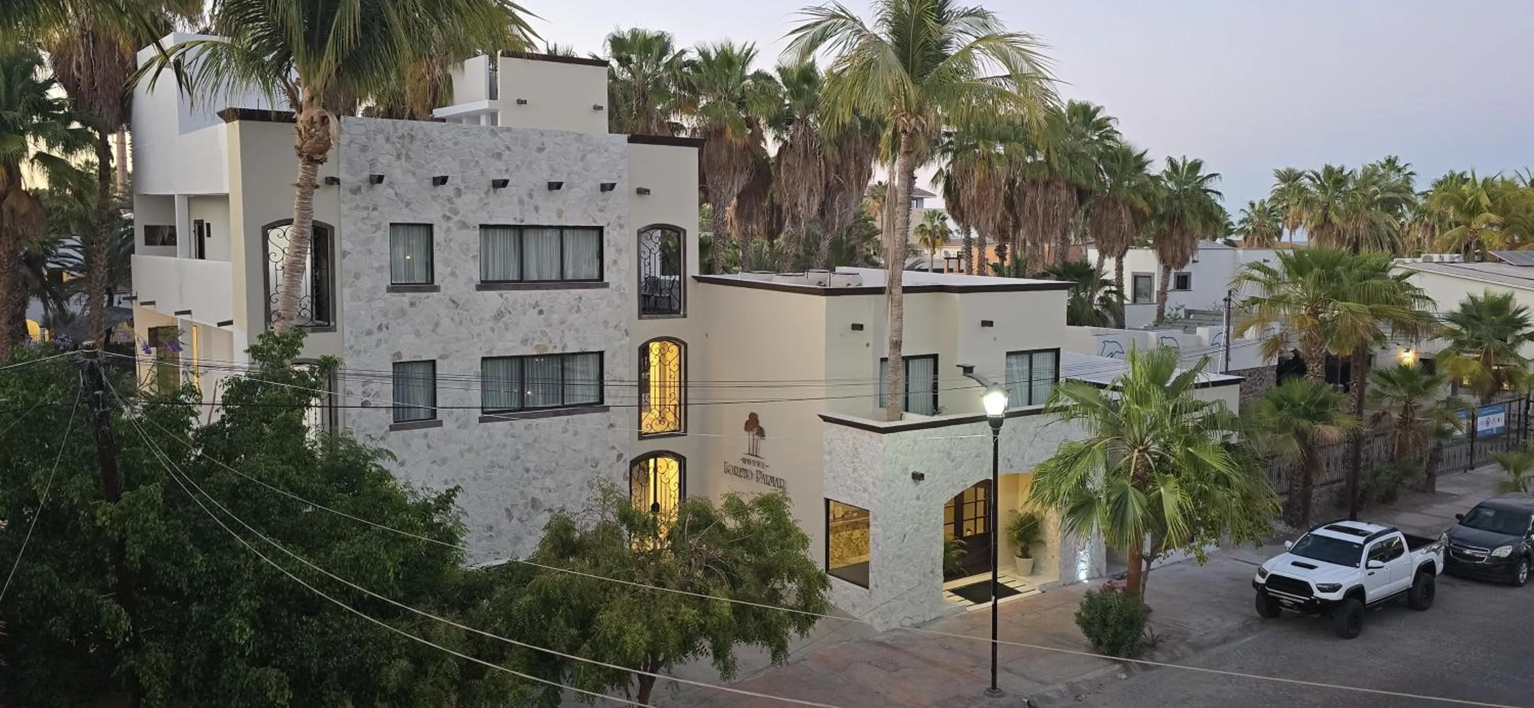 Property building in Hotel Loreto Palmar