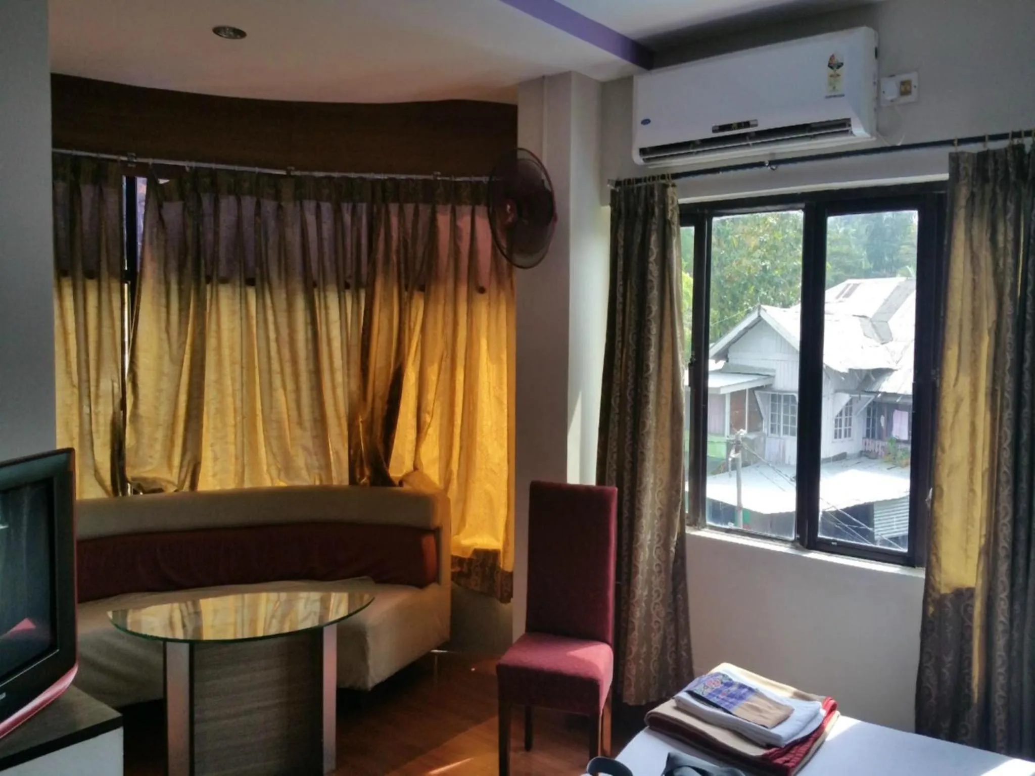 Photo of the whole room in Hotel Shreesh