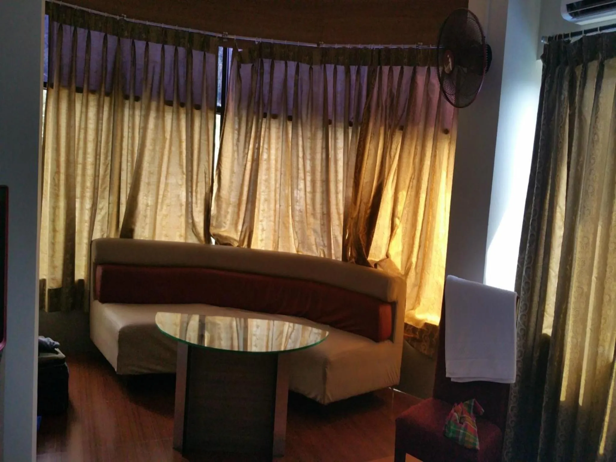 Photo of the whole room in Hotel Shreesh