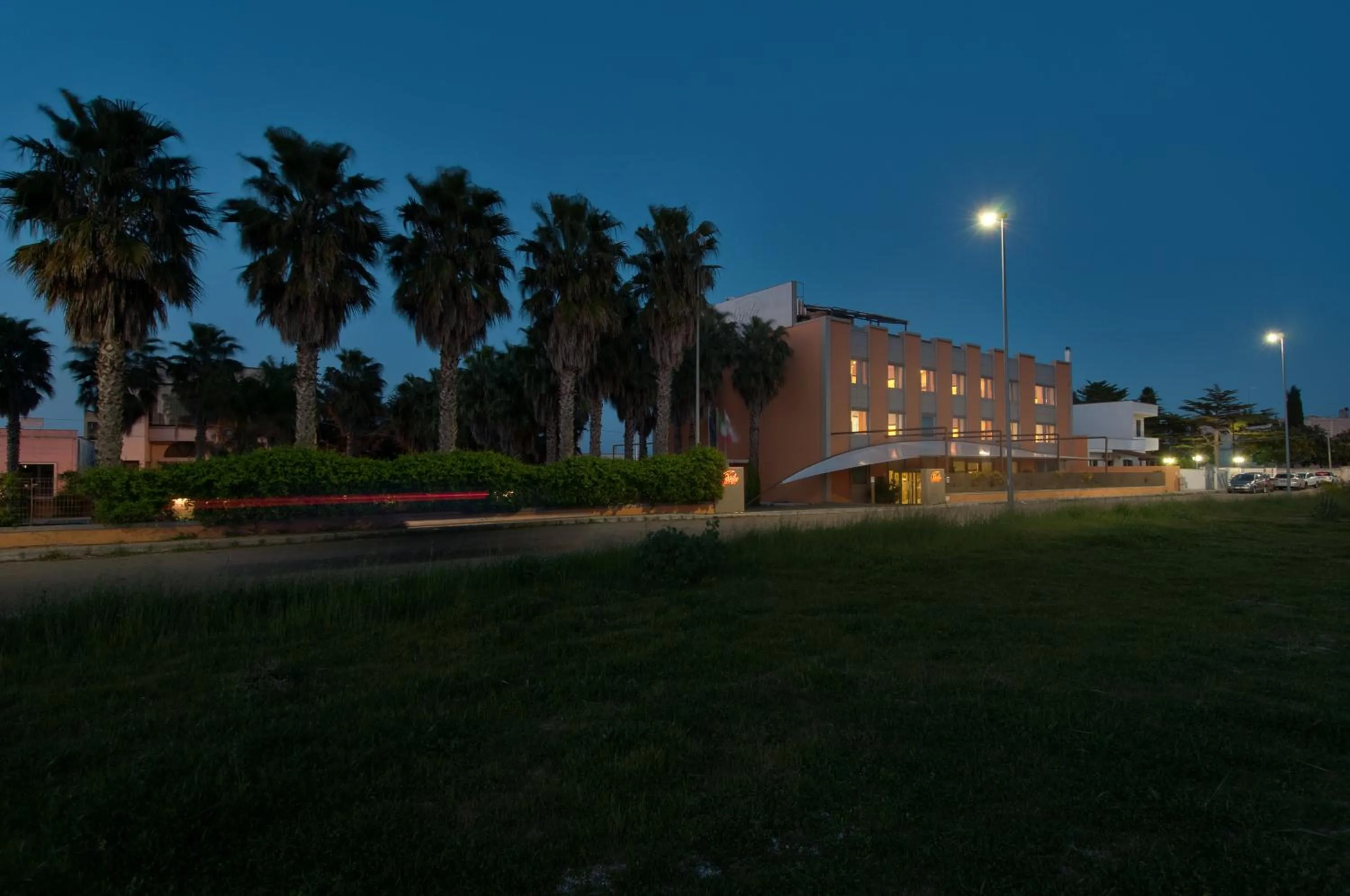 Property building in Sanlu Hotel