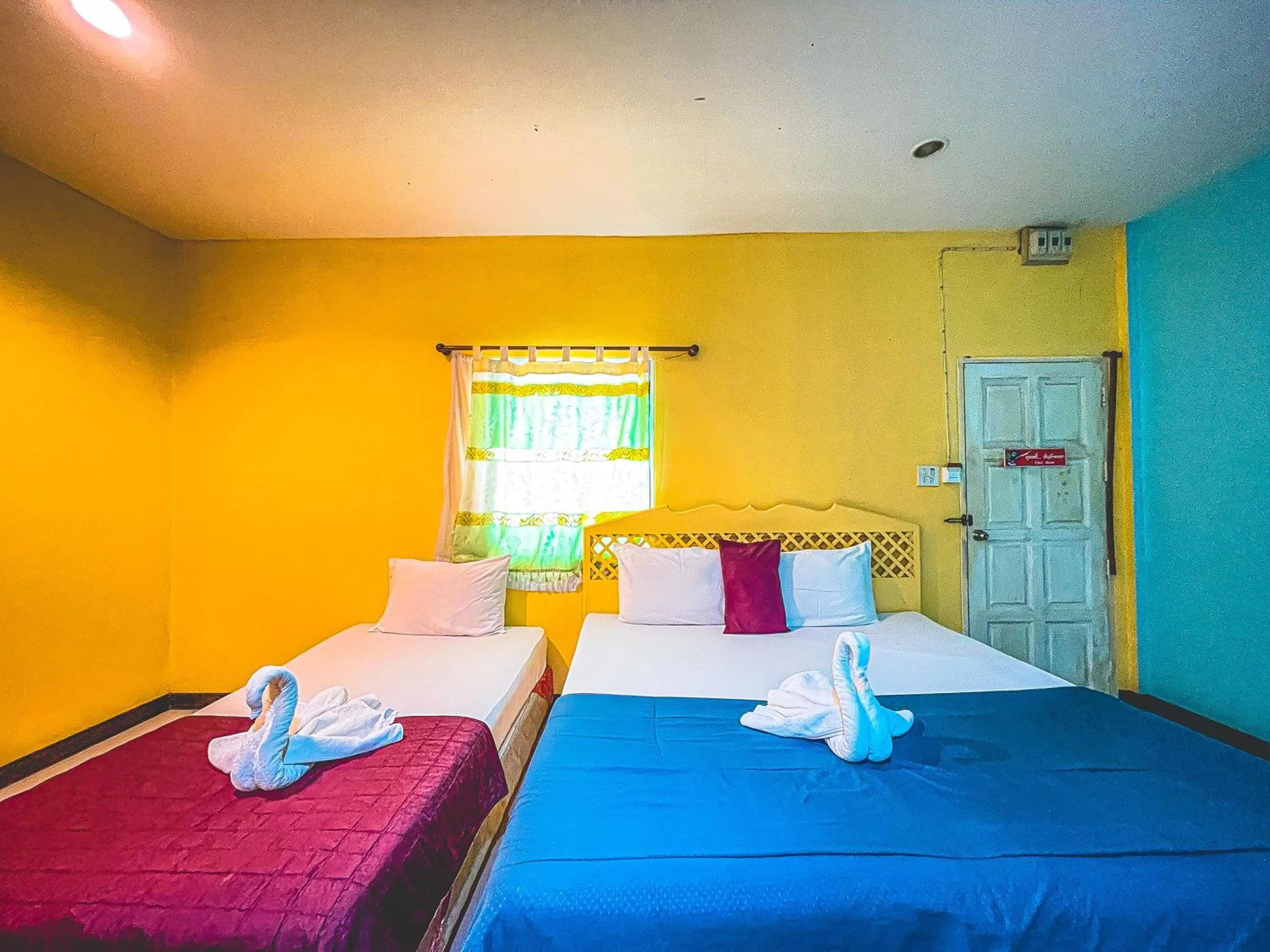 Bed in Kanta Hill Resort