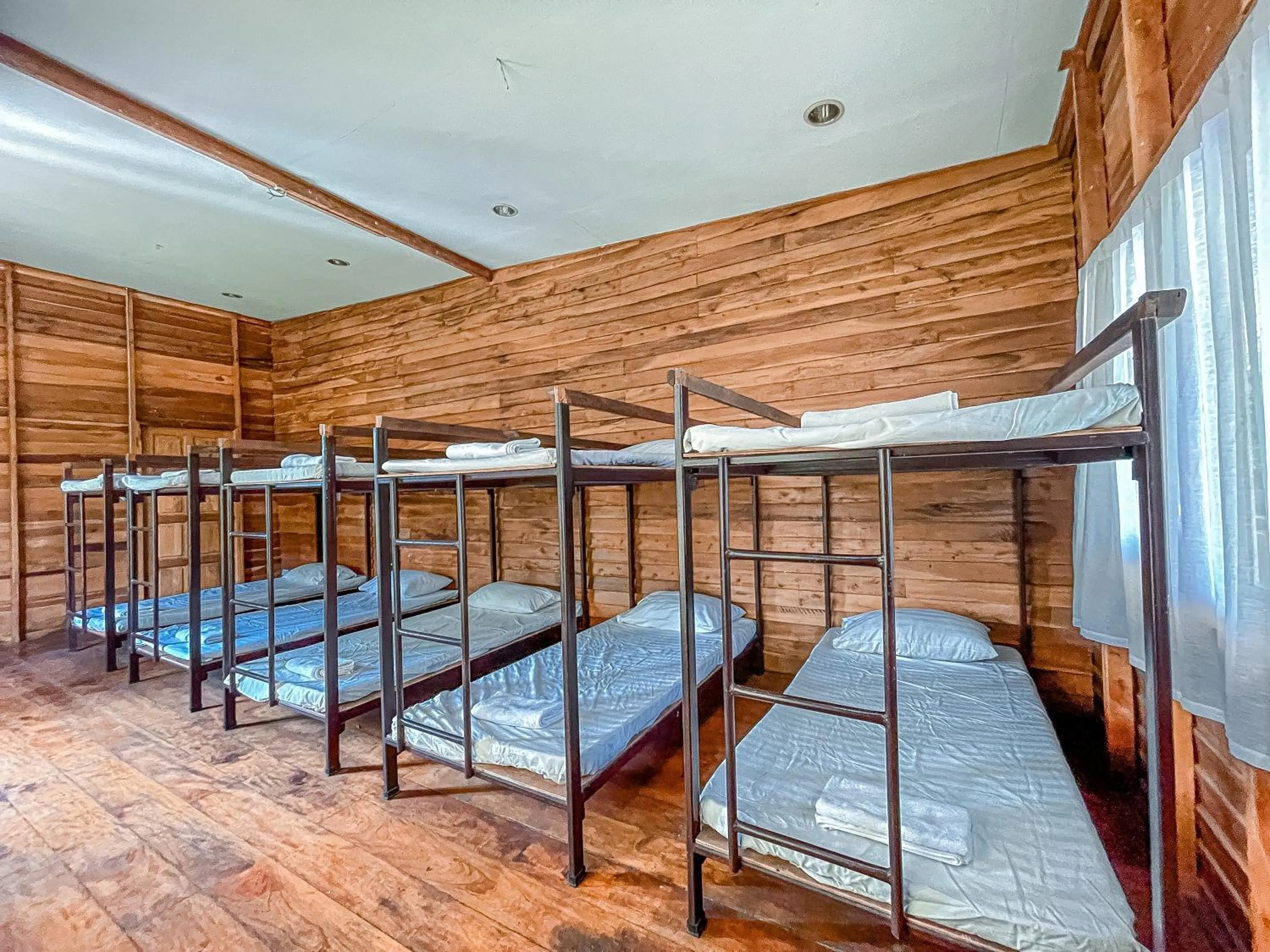 Bed in Kanta Hill Resort