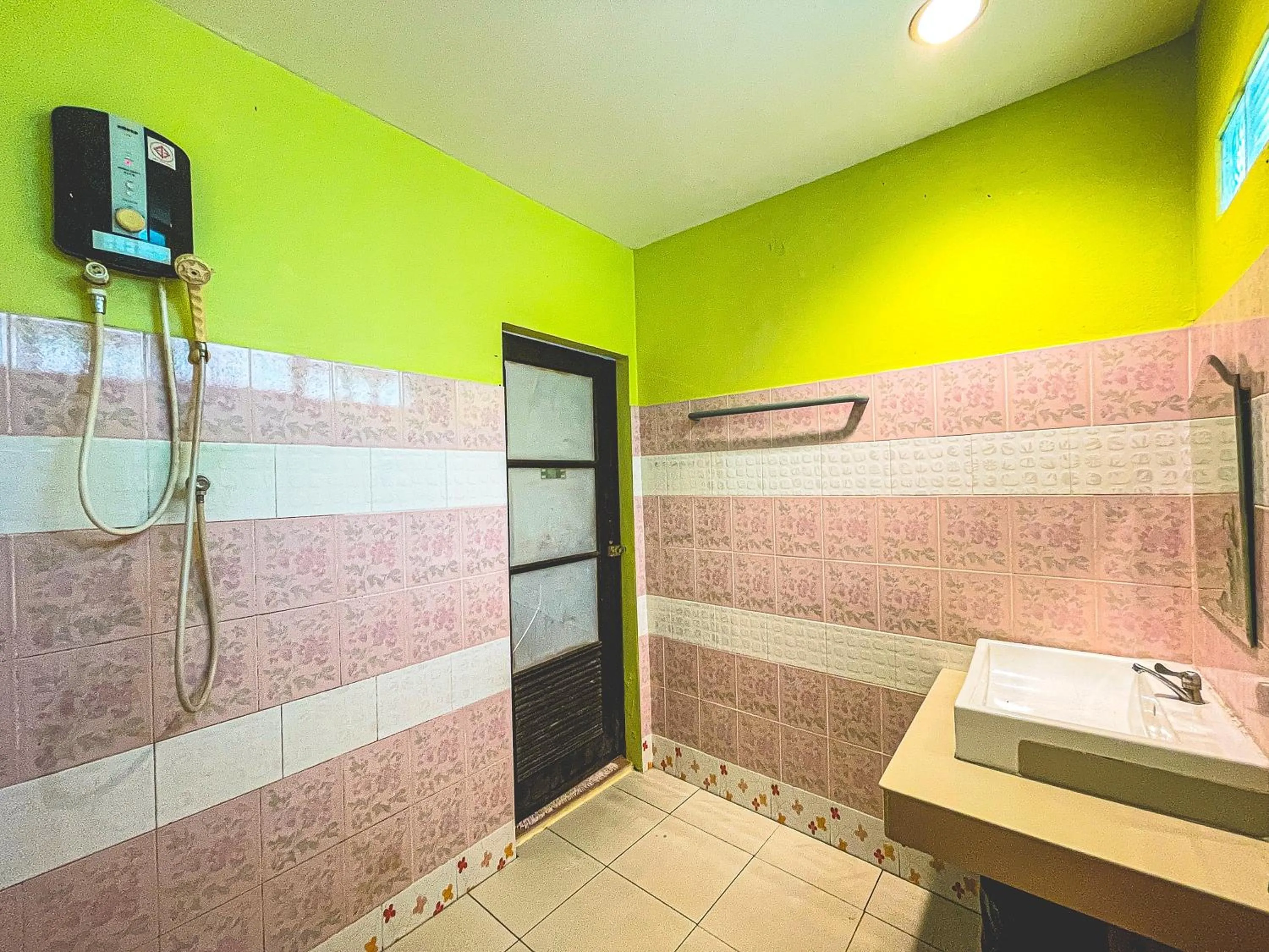 Bathroom in Kanta Hill Resort