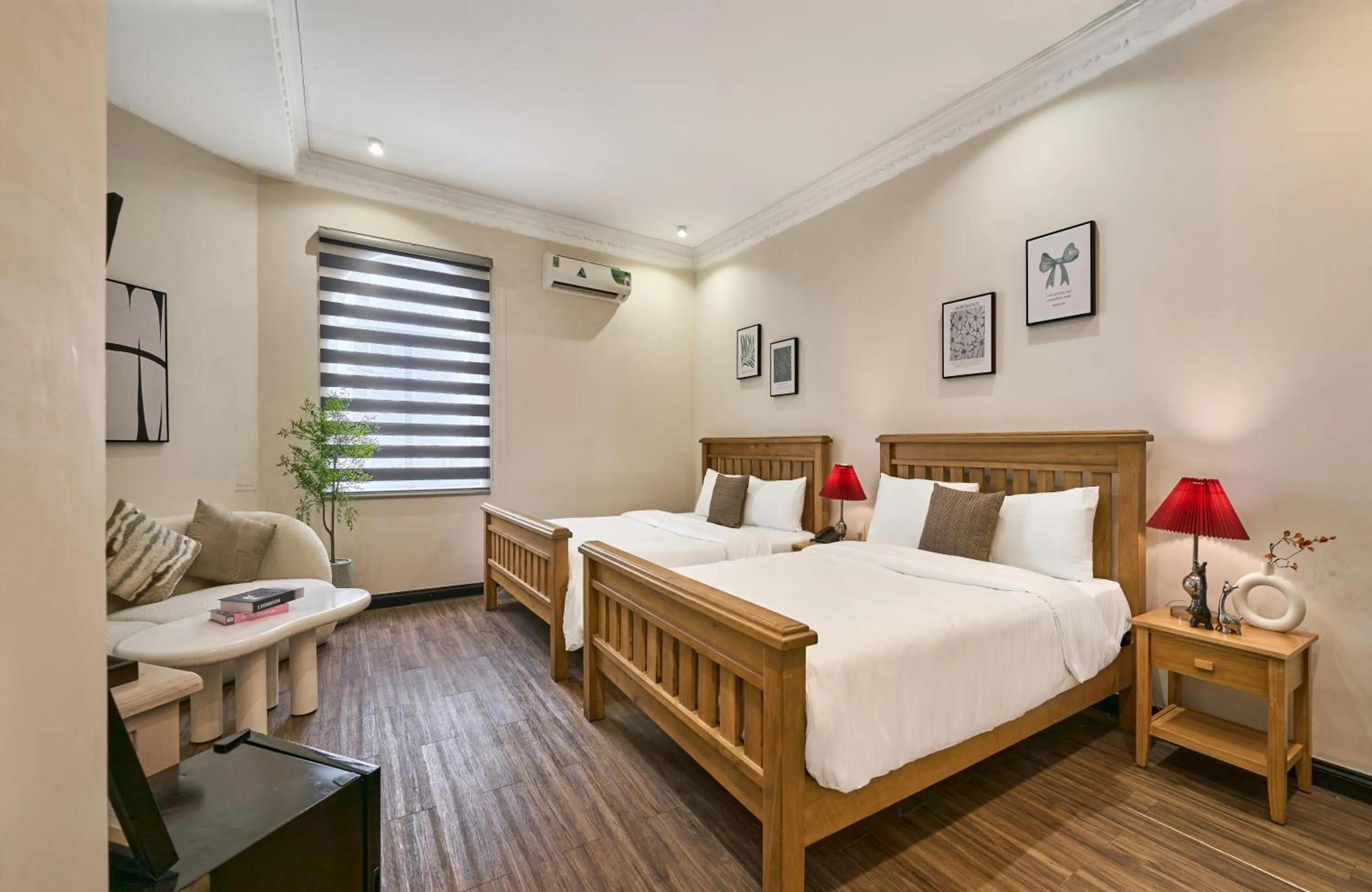 Bed in The Passion Lux Airport Hotel Apartment - Free Airport