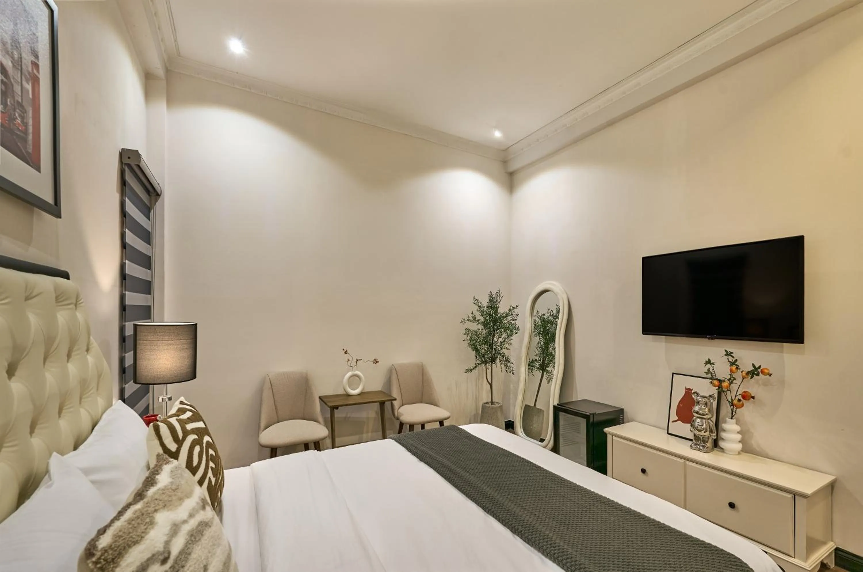 Bed in The Passion Lux Airport Hotel Apartment - Free Airport