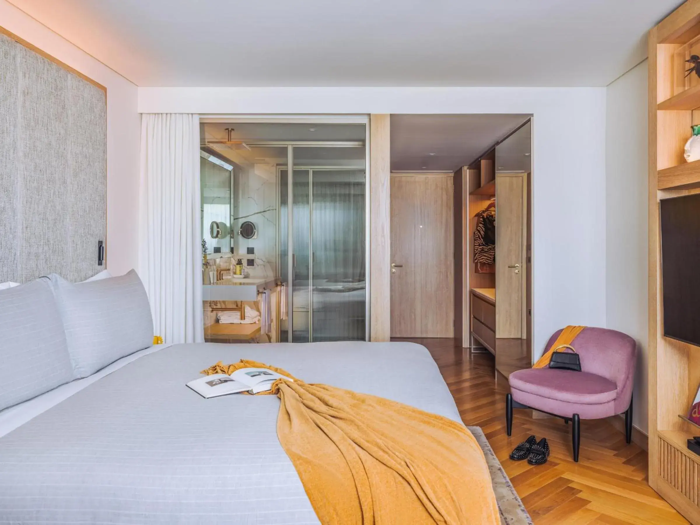 Interconnecting Always ME in ME Lisbon by Meliá Interconnecting Always ME in ME Lisbon by Meliá