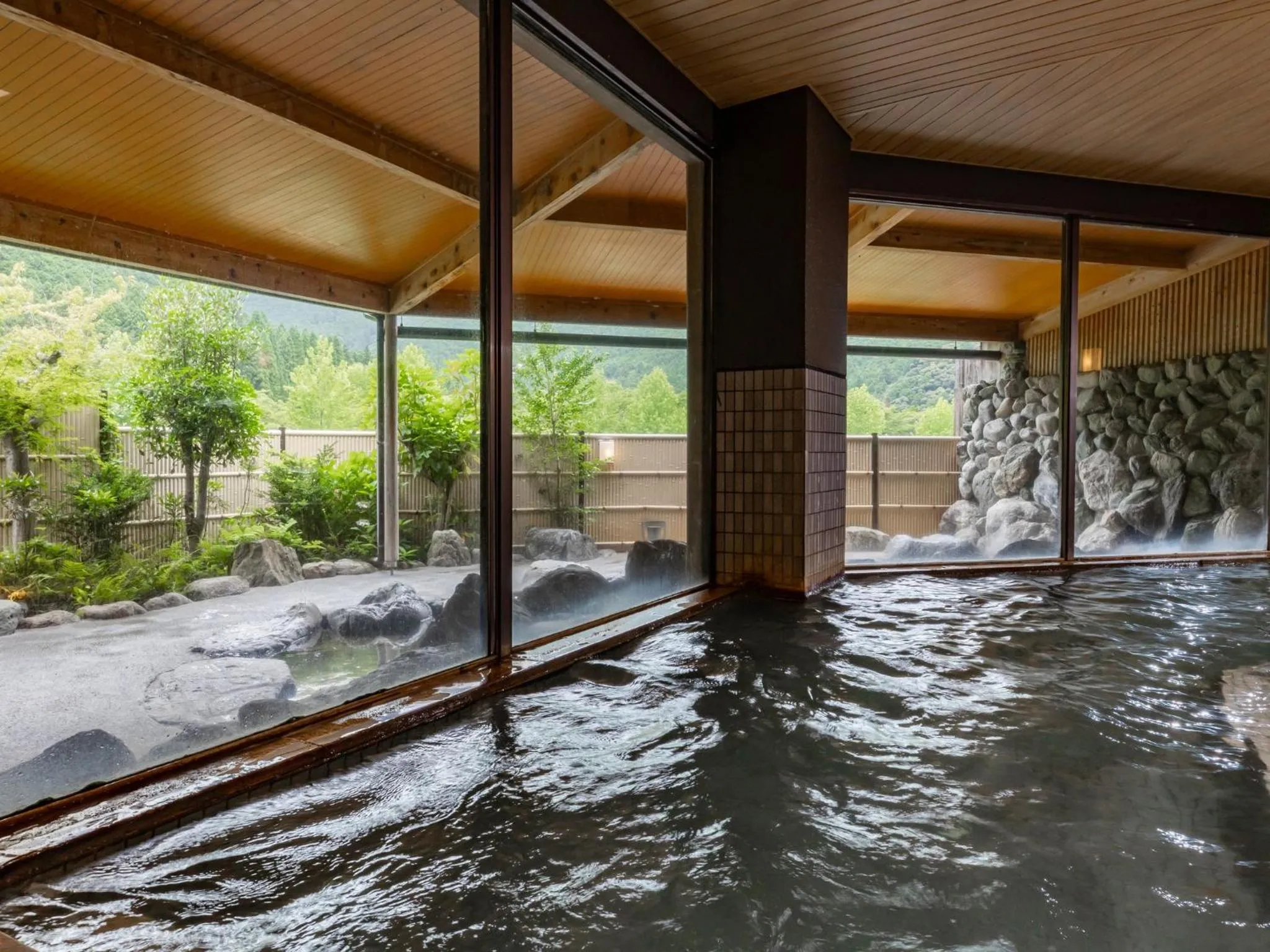 Hot Spring Bath in Matsusaka Wan Wan Paradise Forest Hotel