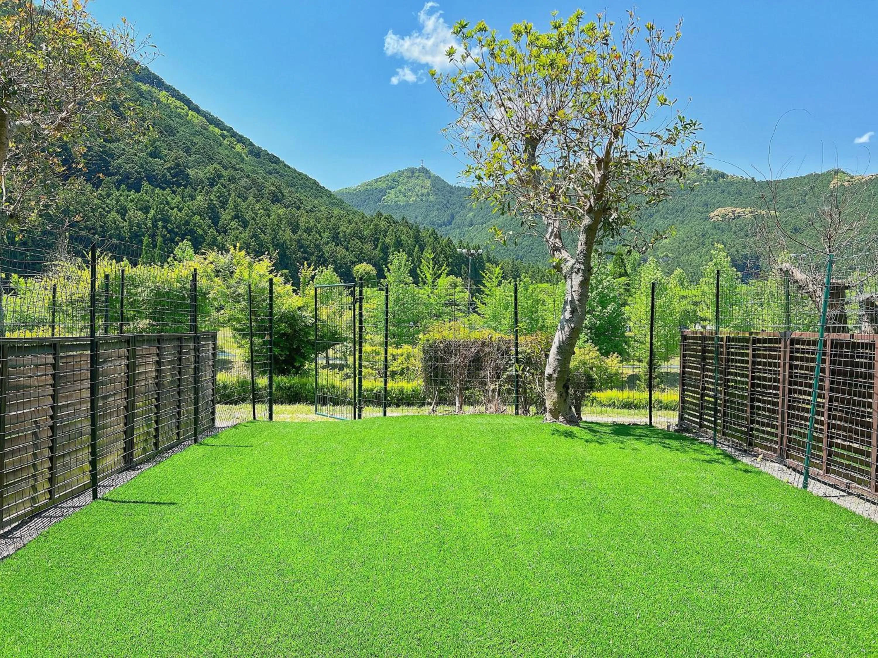 Area and facilities in Matsusaka Wan Wan Paradise Forest Hotel