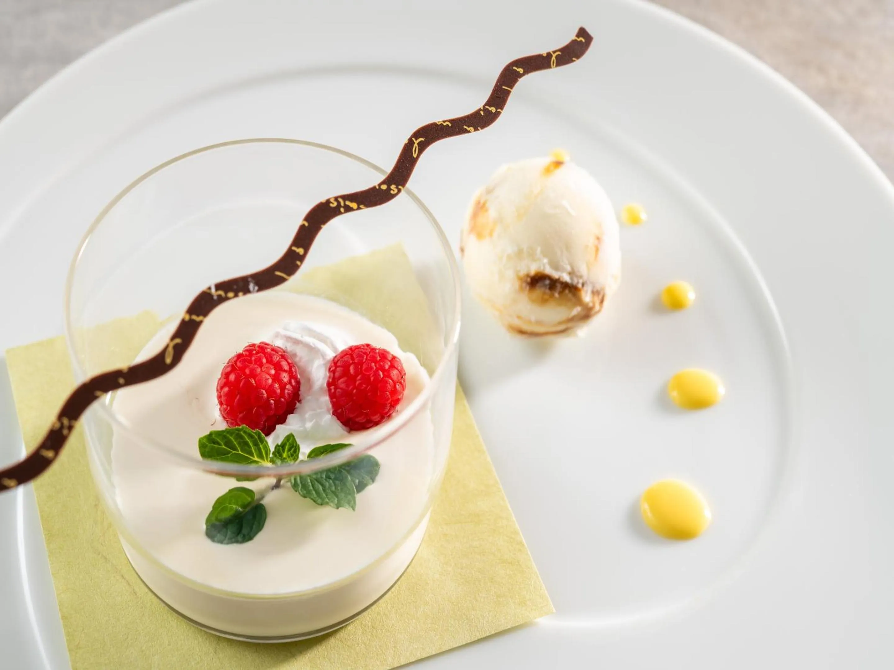 Food close-up in Wan Wan Paradise Premier Yamanakako