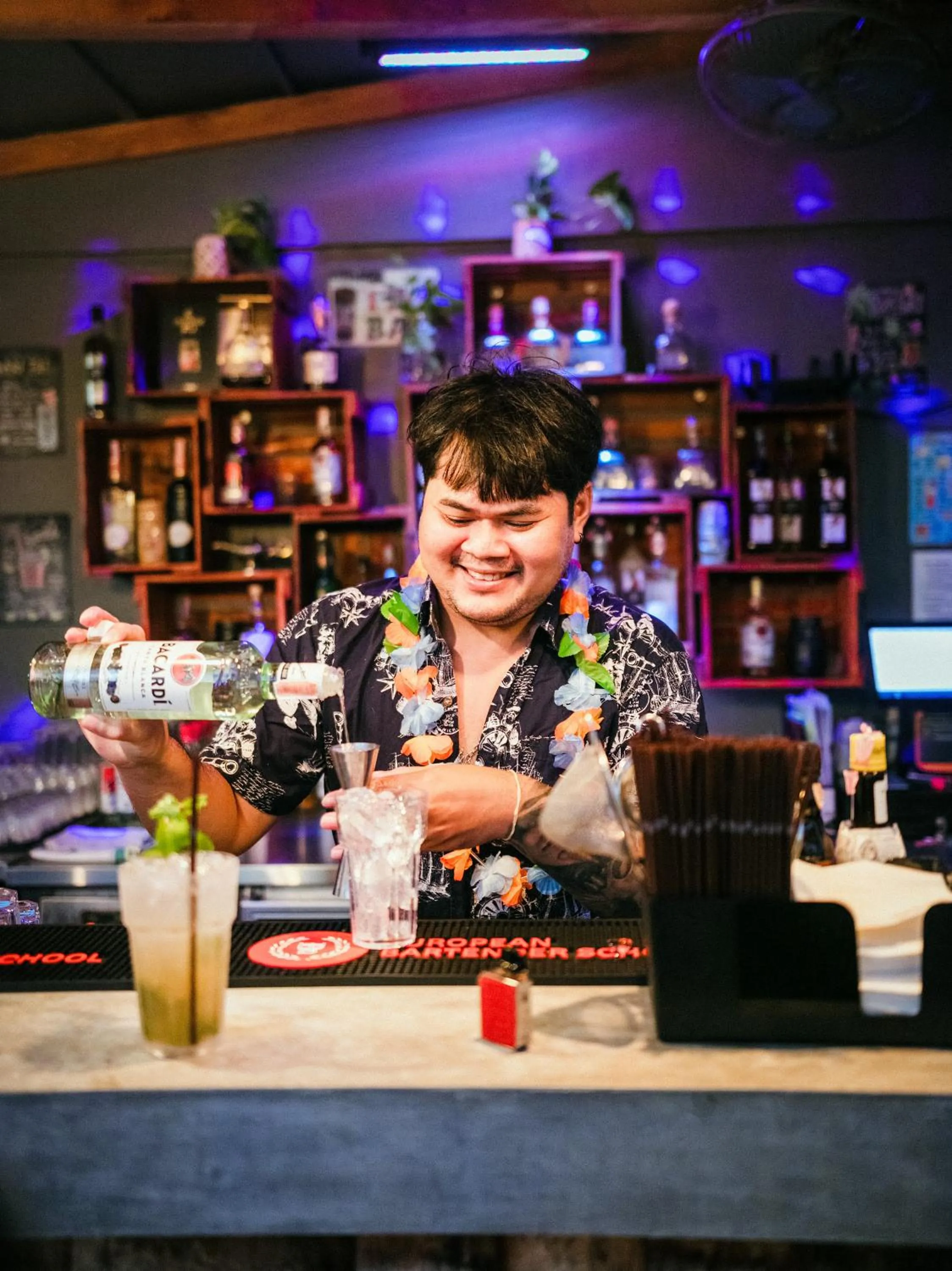 Lounge or bar in EBS Hostel Phuket