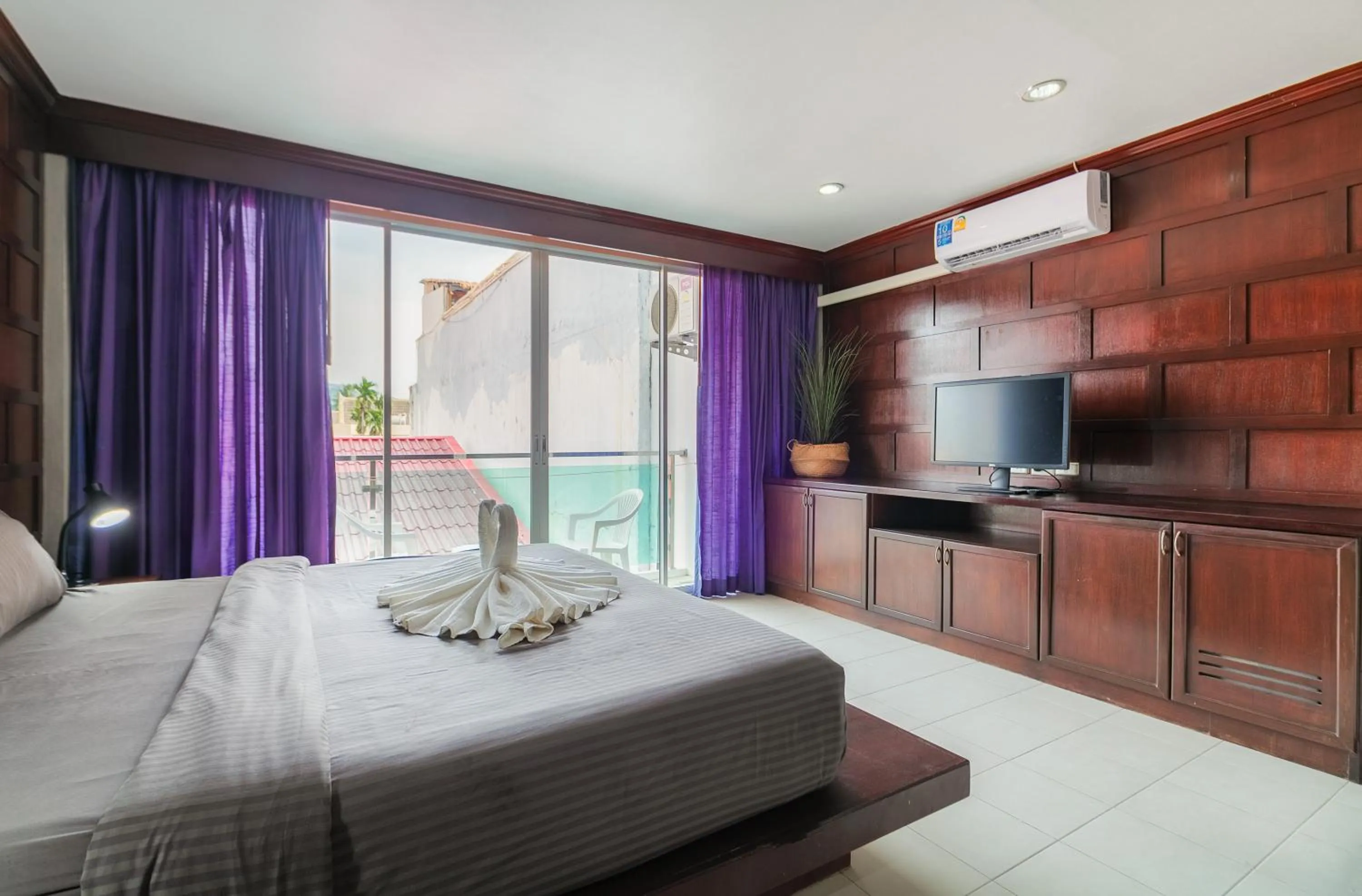 Bed in EBS Hostel Phuket