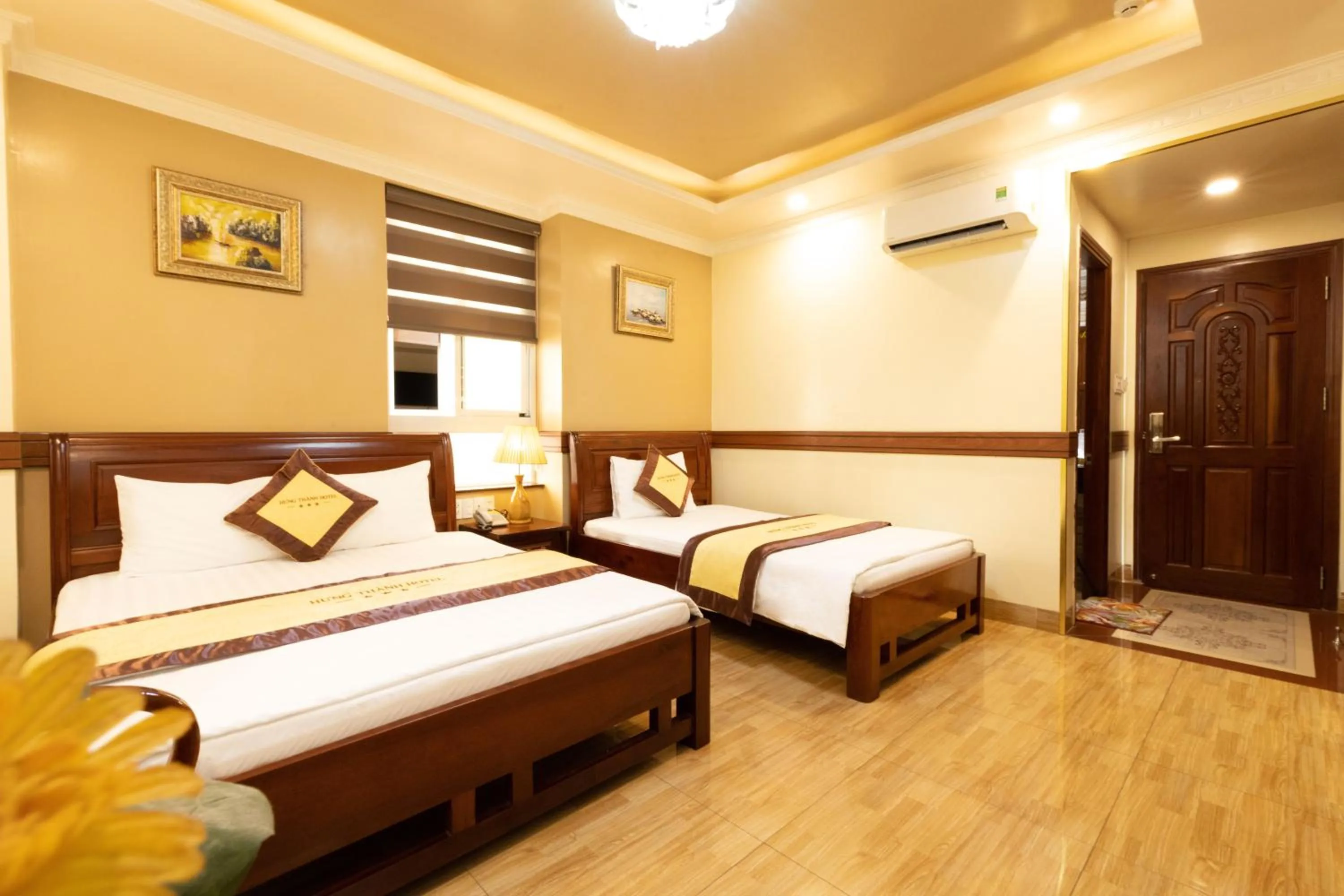 Bed in Hung Thanh Airport Hotel - Gần Siêu Thị Vincom