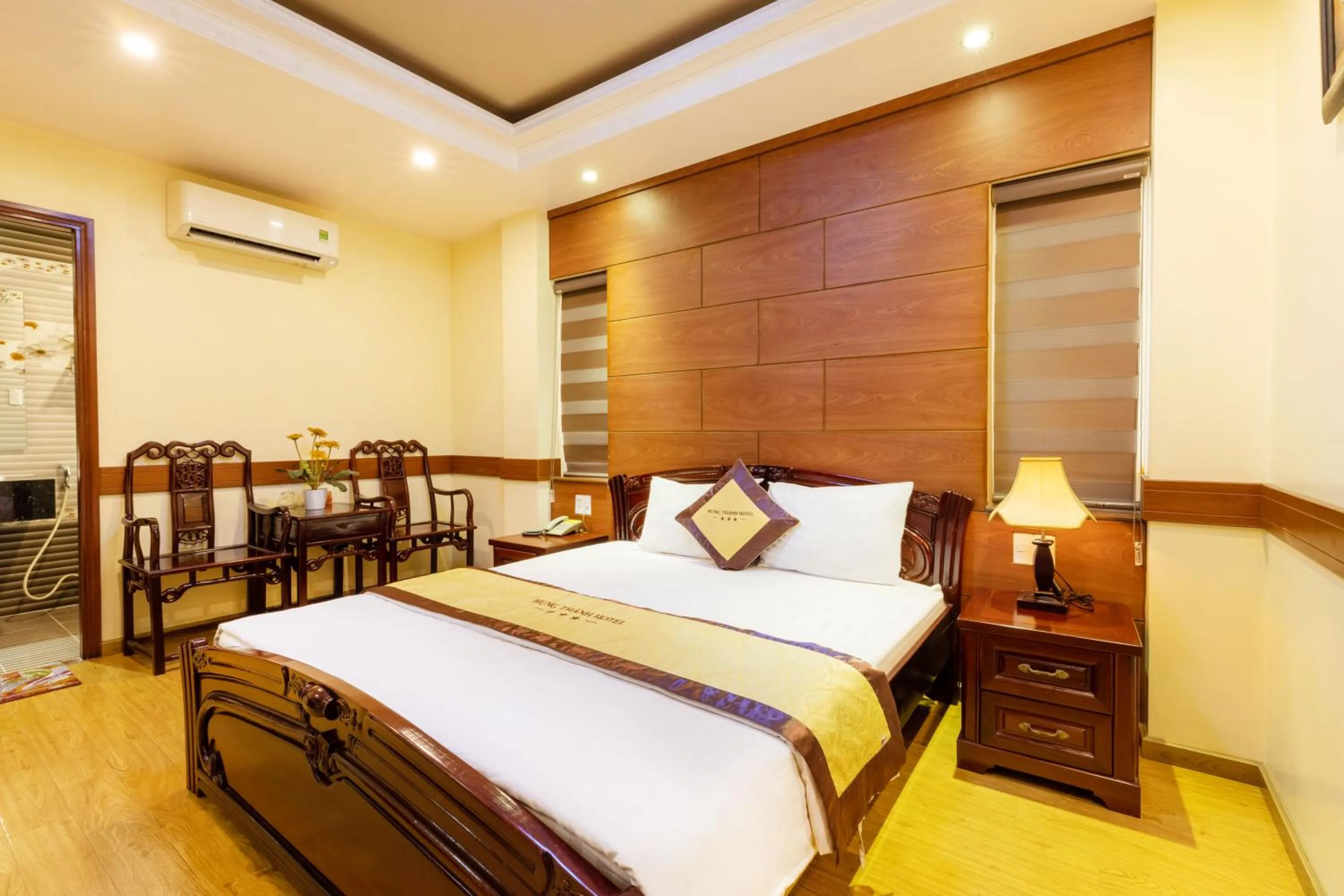 Bed in Hung Thanh Airport Hotel - Gần Siêu Thị Vincom