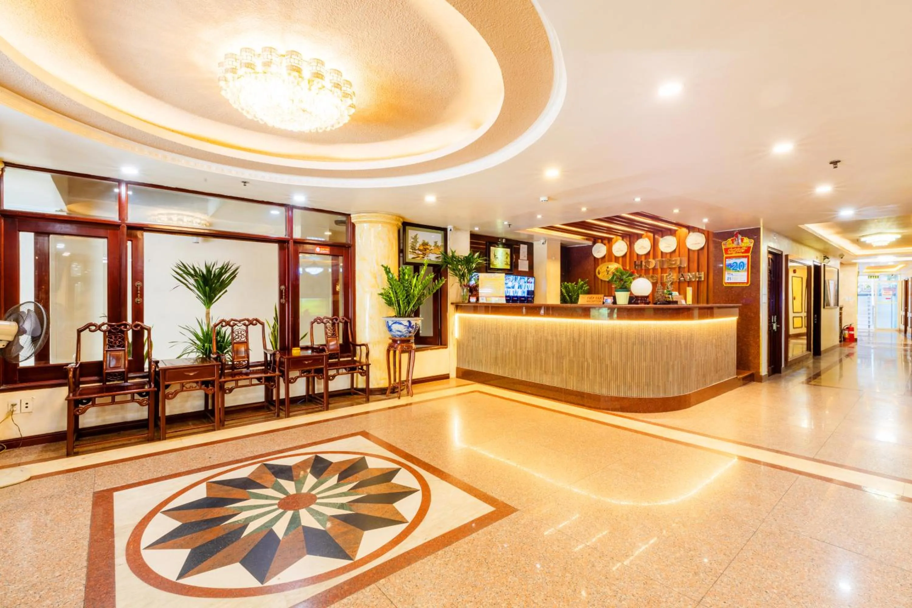 Hung Thanh Airport Hotel - Gần Siêu Thị Vincom