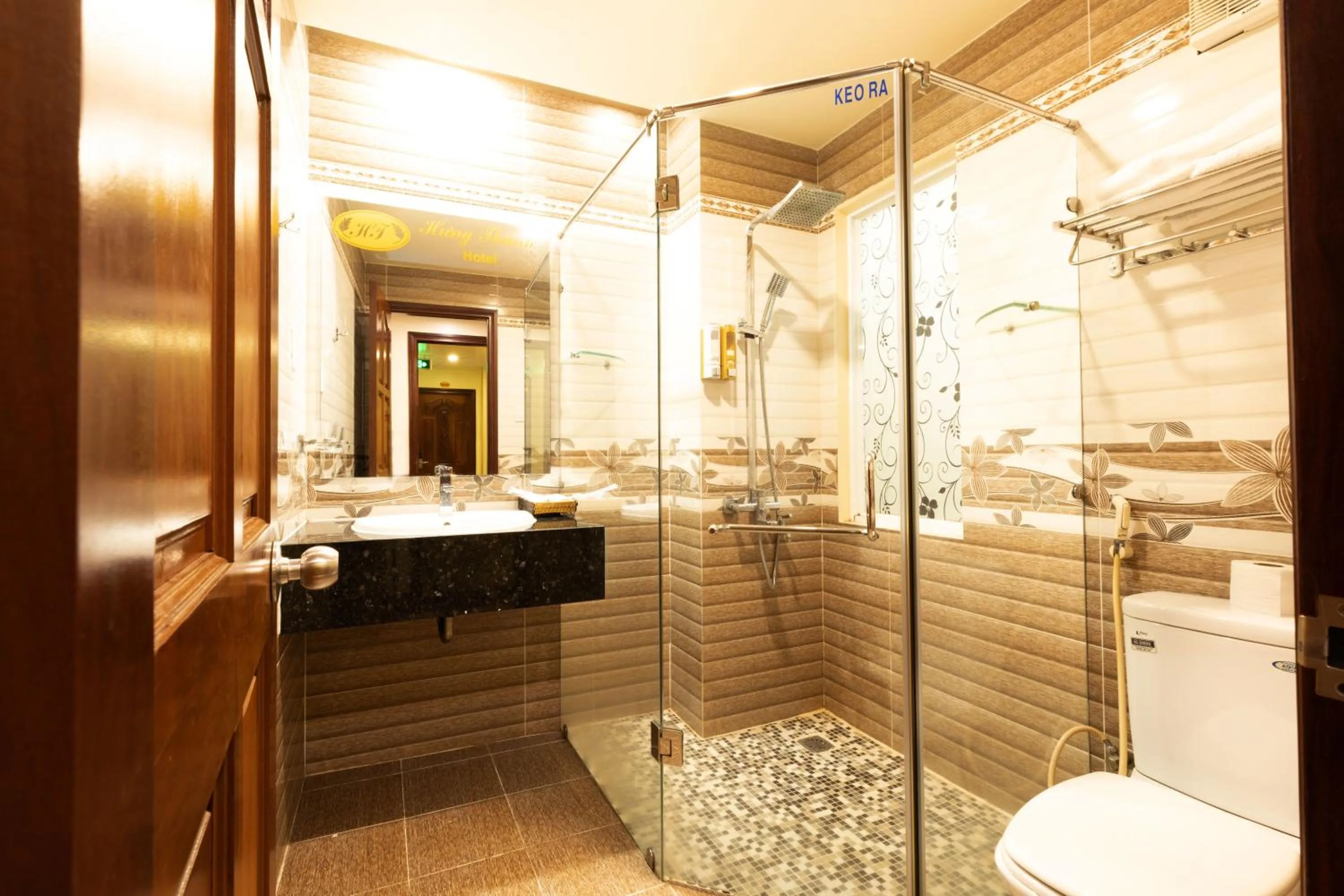 Hung Thanh Airport Hotel - Gần Siêu Thị Vincom