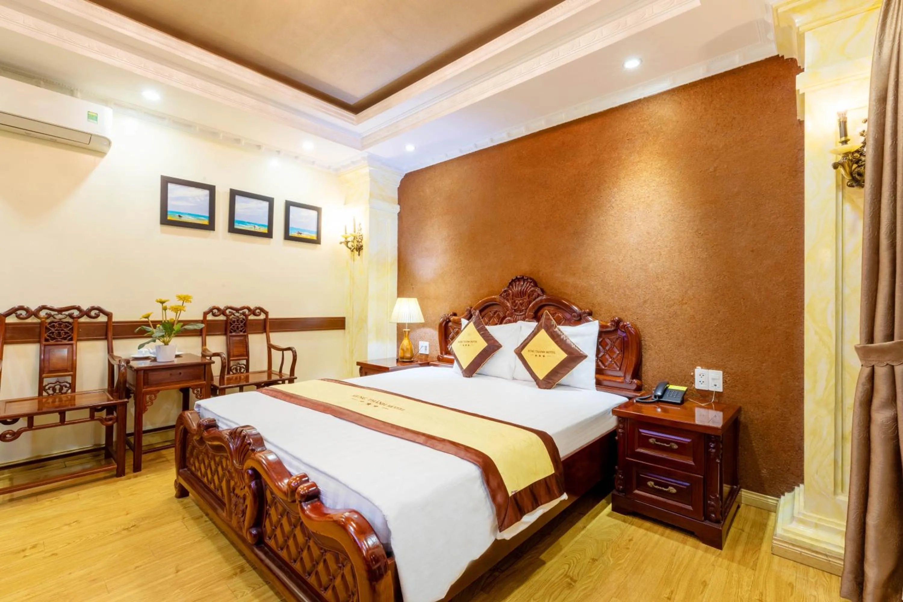 Bed in Hung Thanh Airport Hotel - Gần Siêu Thị Vincom