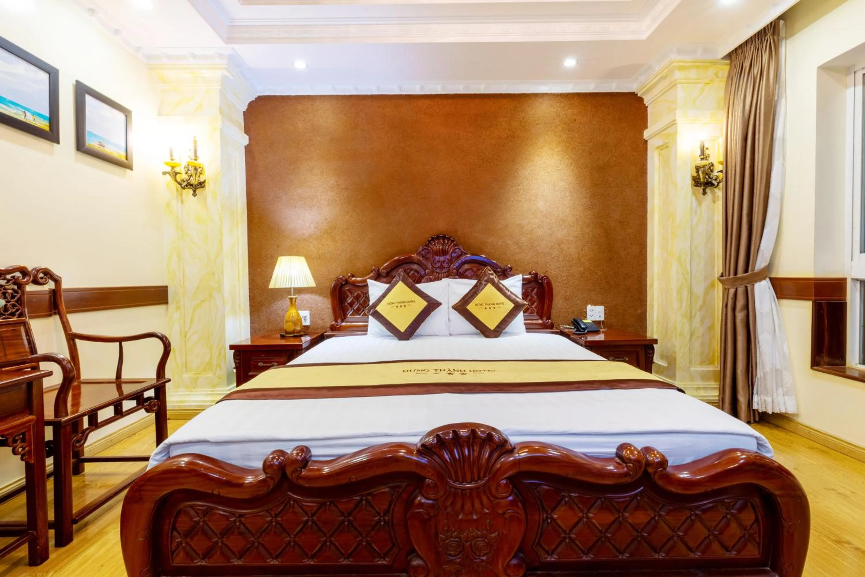 Bed in Hung Thanh Airport Hotel - Gần Siêu Thị Vincom