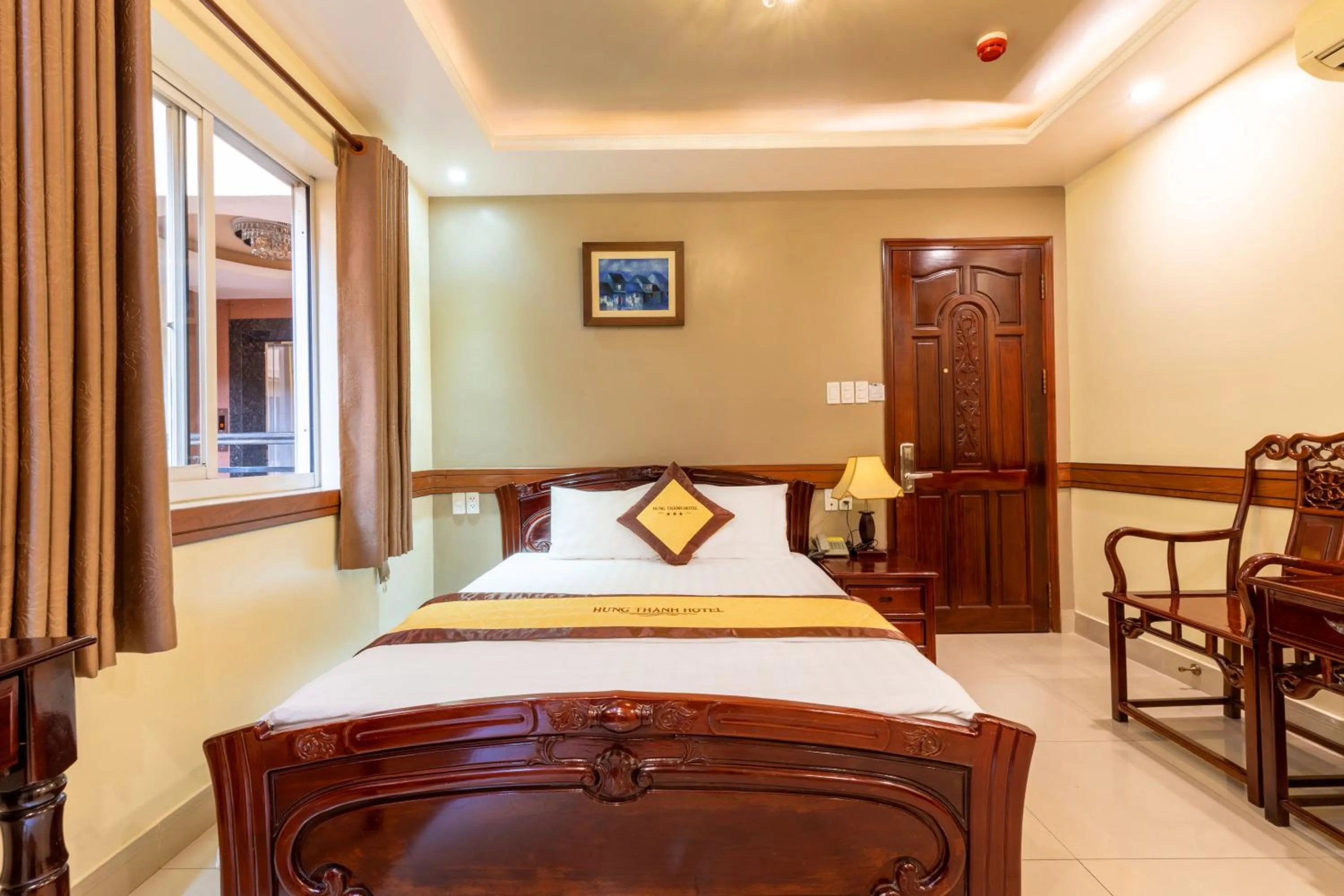 Bed in Hung Thanh Airport Hotel - Gần Siêu Thị Vincom