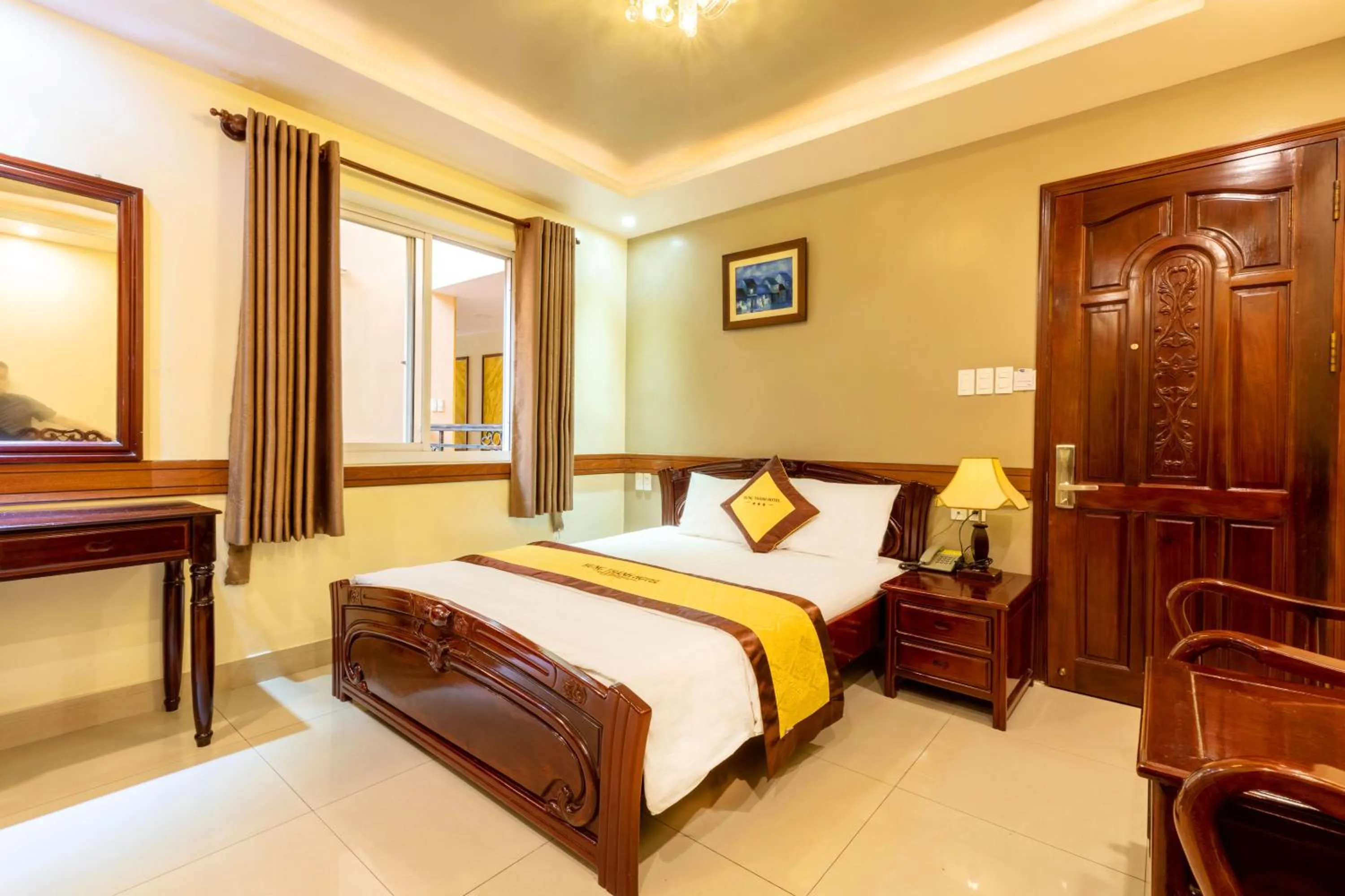 Bed in Hung Thanh Airport Hotel - Gần Siêu Thị Vincom