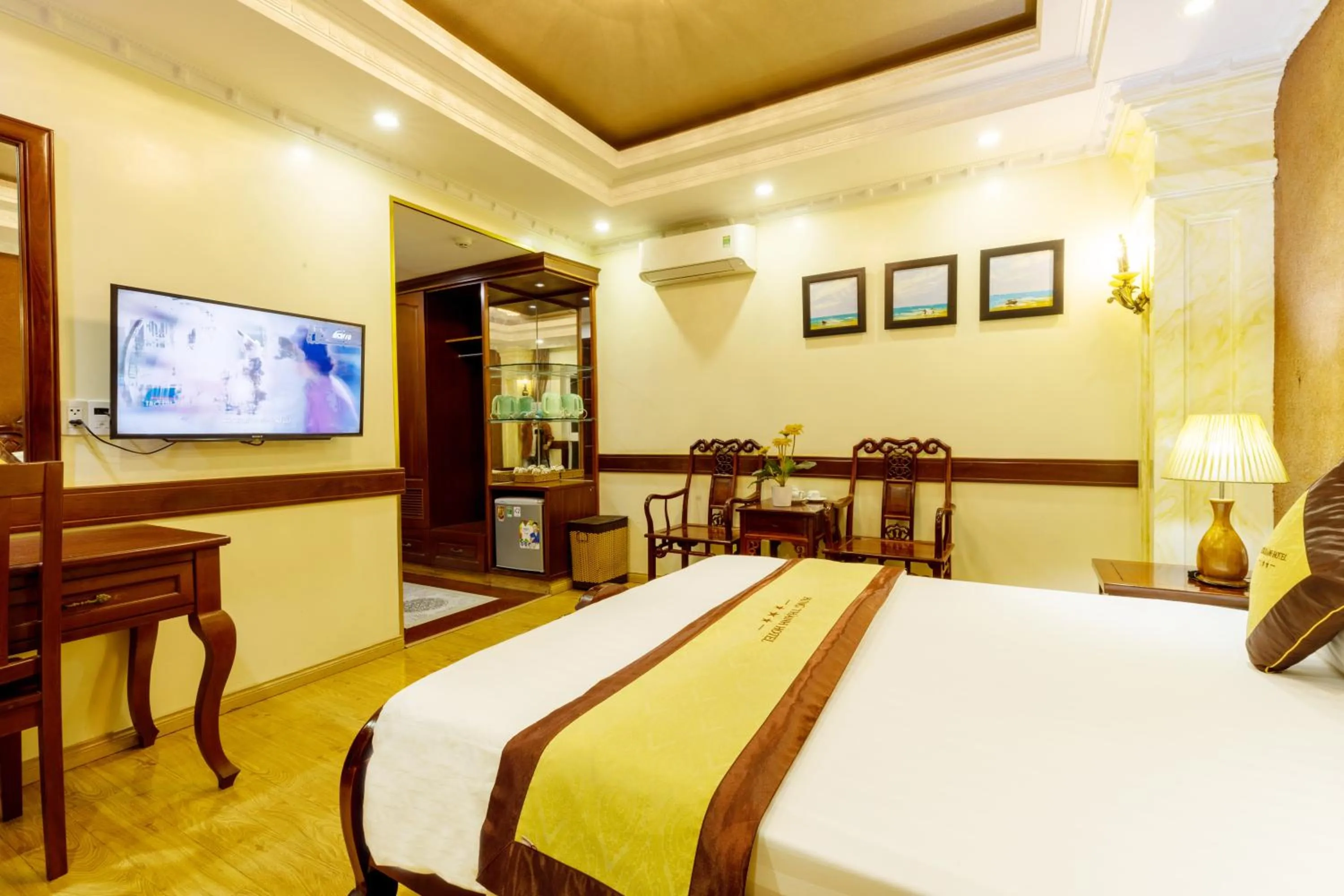 Bed in Hung Thanh Airport Hotel - Gần Siêu Thị Vincom