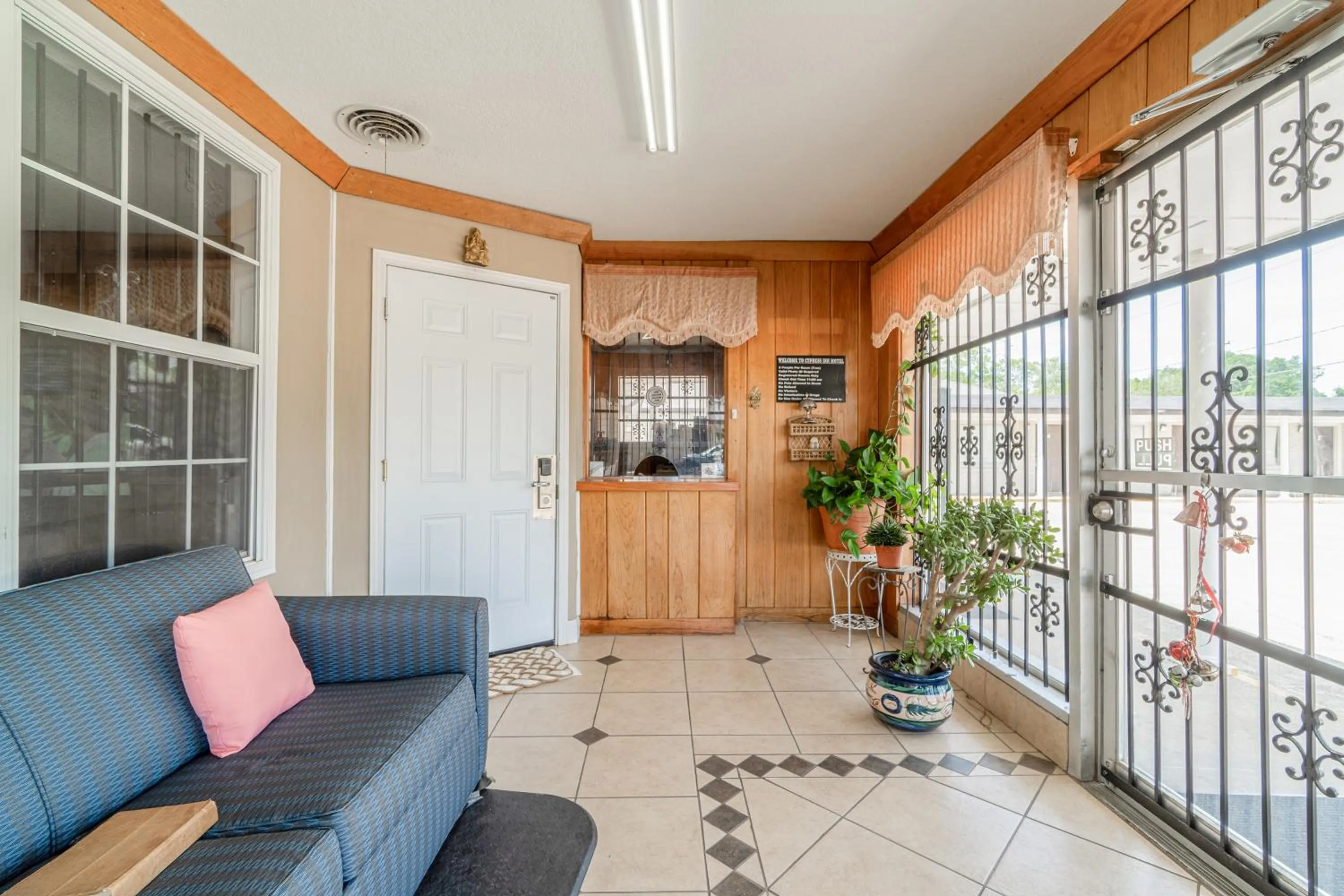 Lobby or reception in Cypress Inn Motel By OYO West Monroe I-20